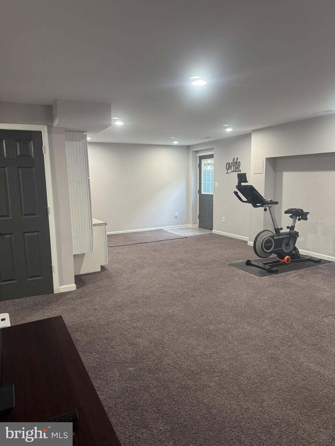 LAKERIDGE ESTATES - Residential