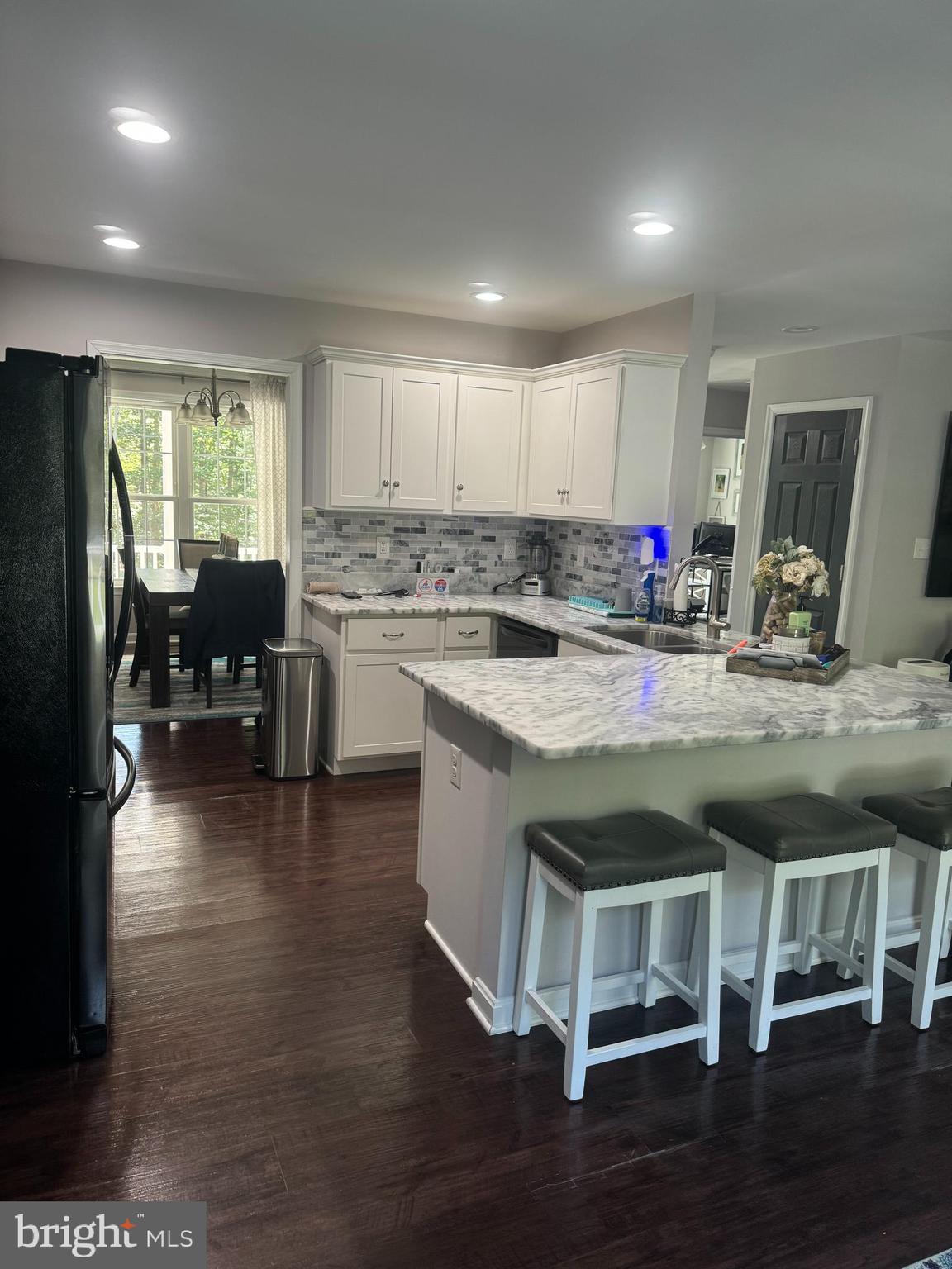 LAKERIDGE ESTATES - Residential