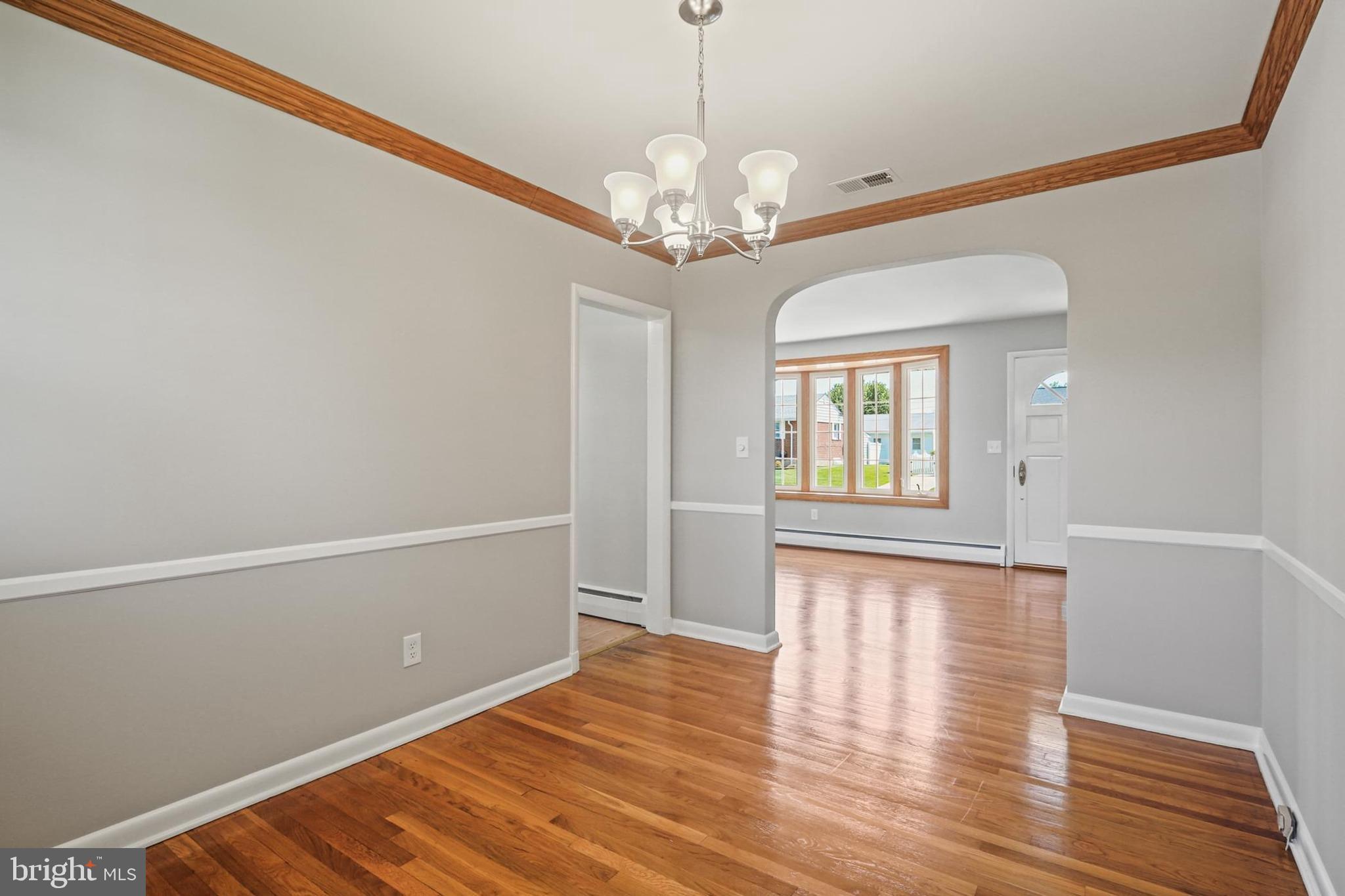 HARWOOD MANOR - Residential