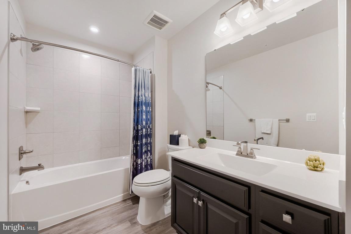 THE WOODLANDS - Residential