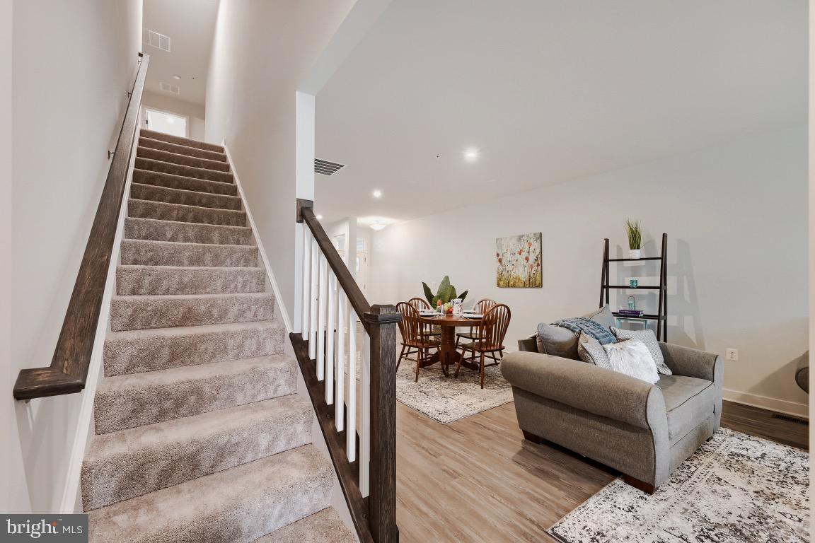 THE WOODLANDS - Residential