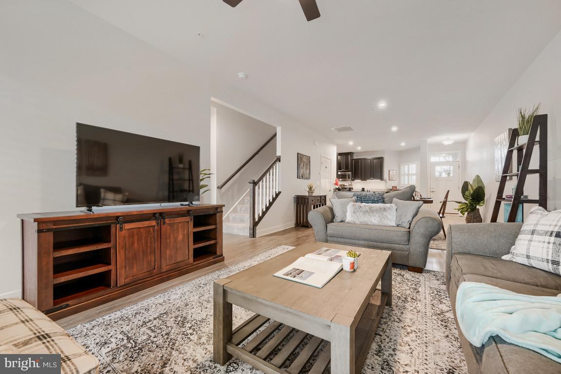 THE WOODLANDS - Residential