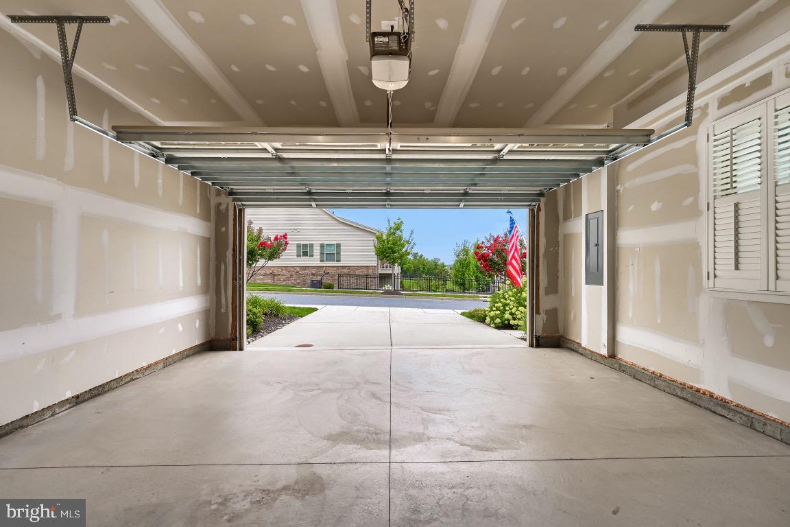 THE WOODLANDS - Residential