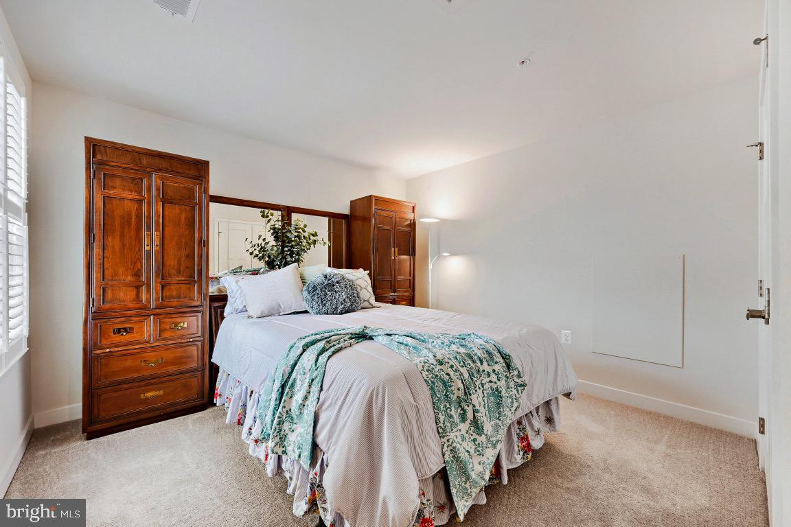 THE WOODLANDS - Residential
