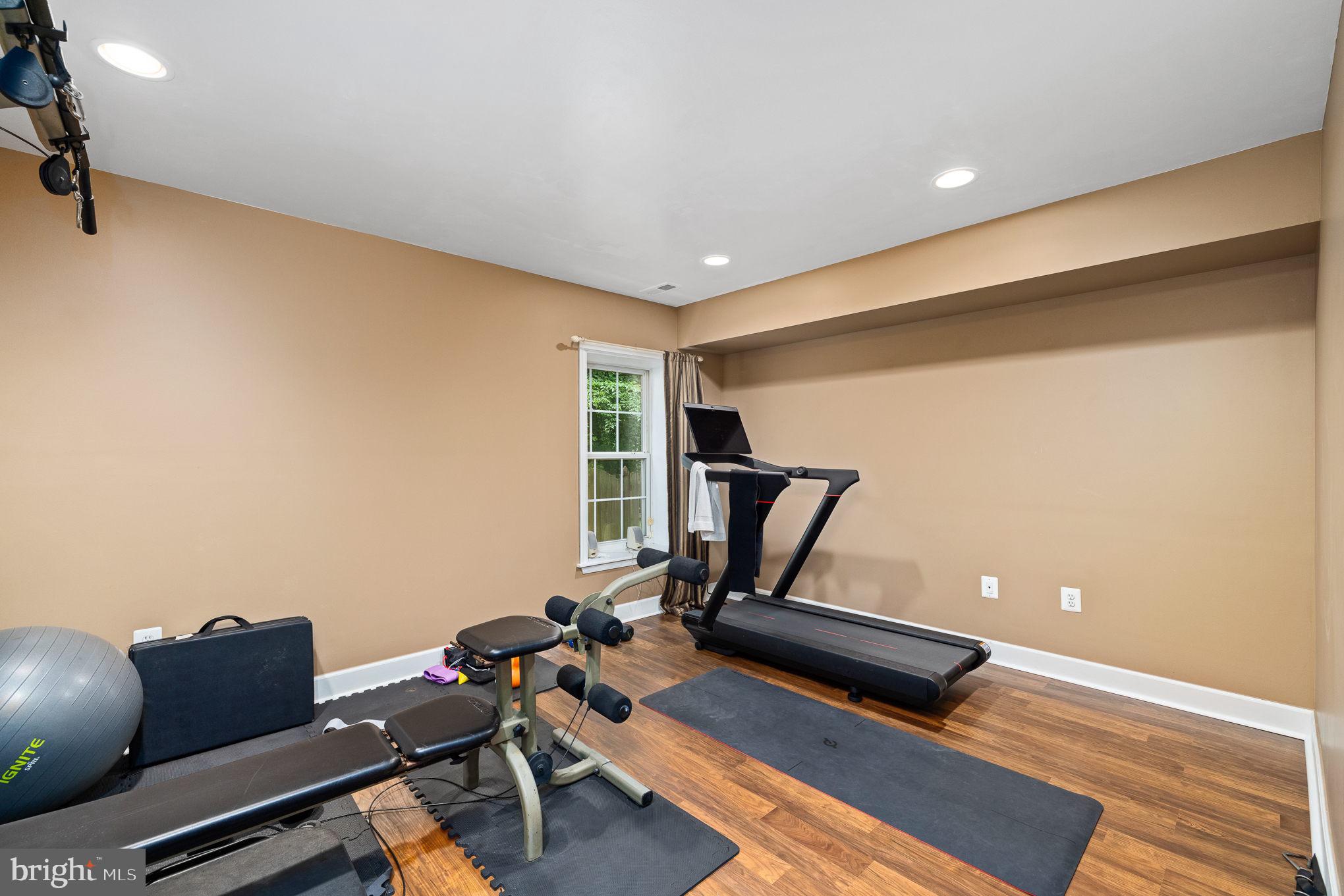 NORTH CLEARVIEW HEIGHTS - Residential