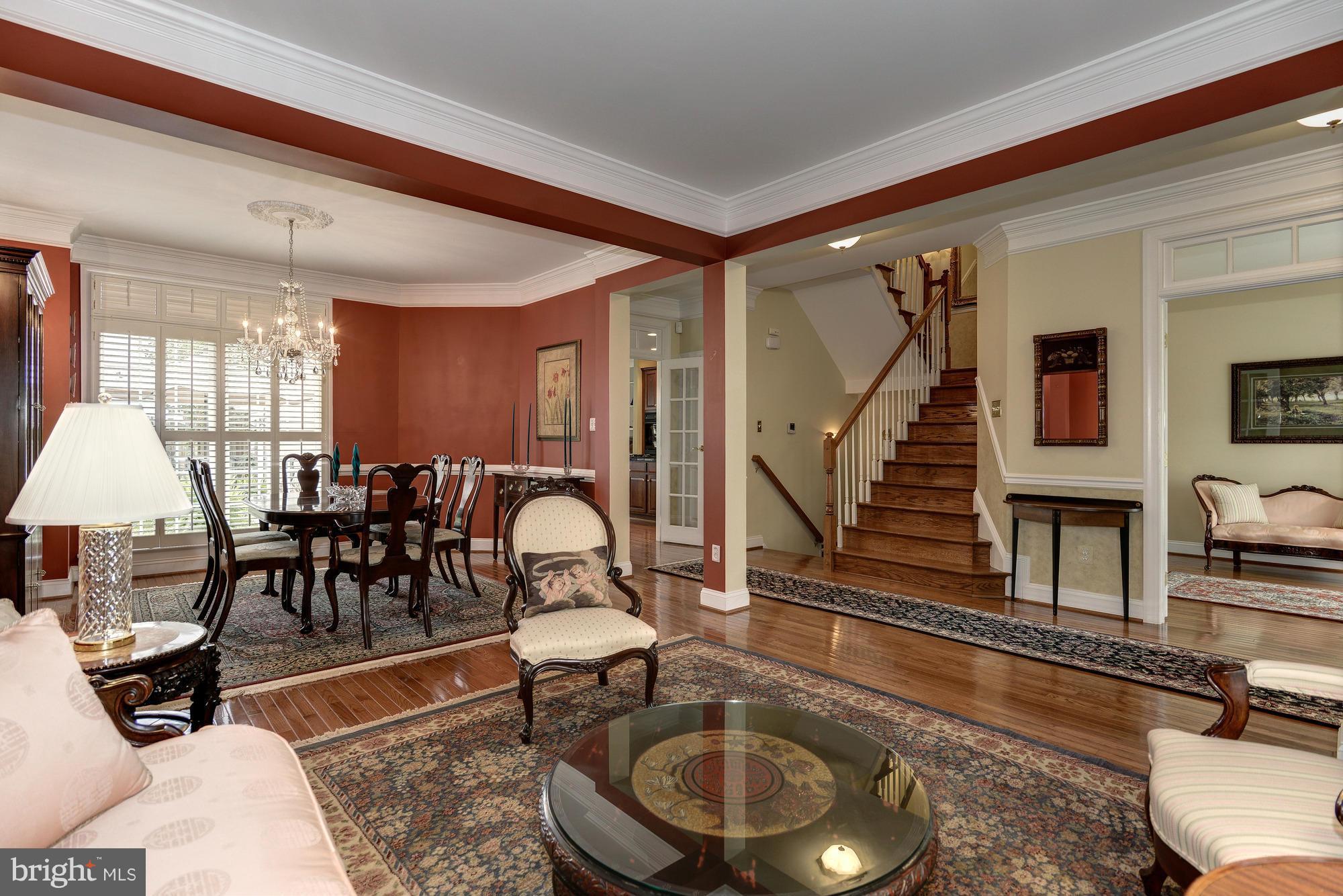 MCLEAN VILLAGE - Residential