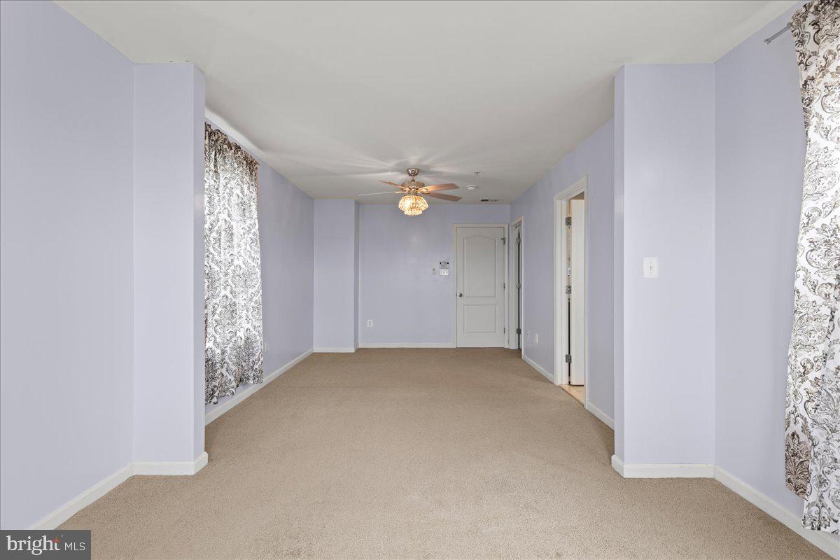 COLLEGIATE ACRES - Residential