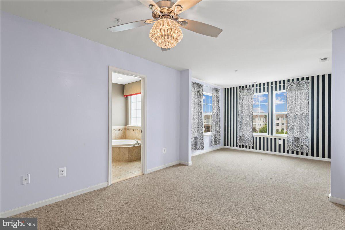 COLLEGIATE ACRES - Residential
