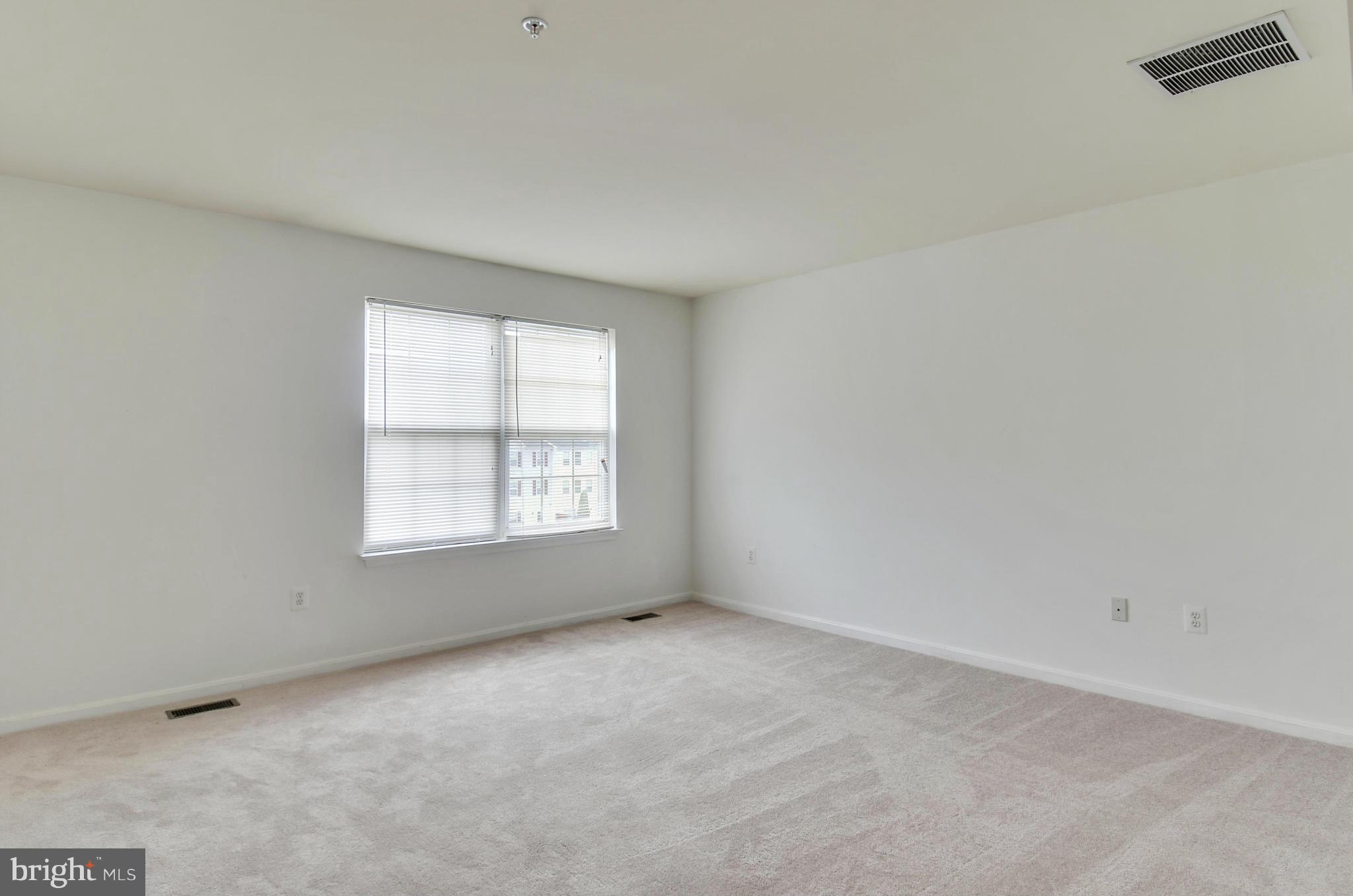 WELLINGTON TRACE - Residential