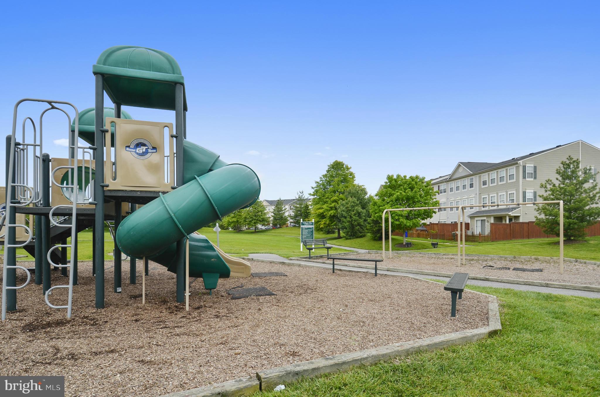 WELLINGTON TRACE - Residential