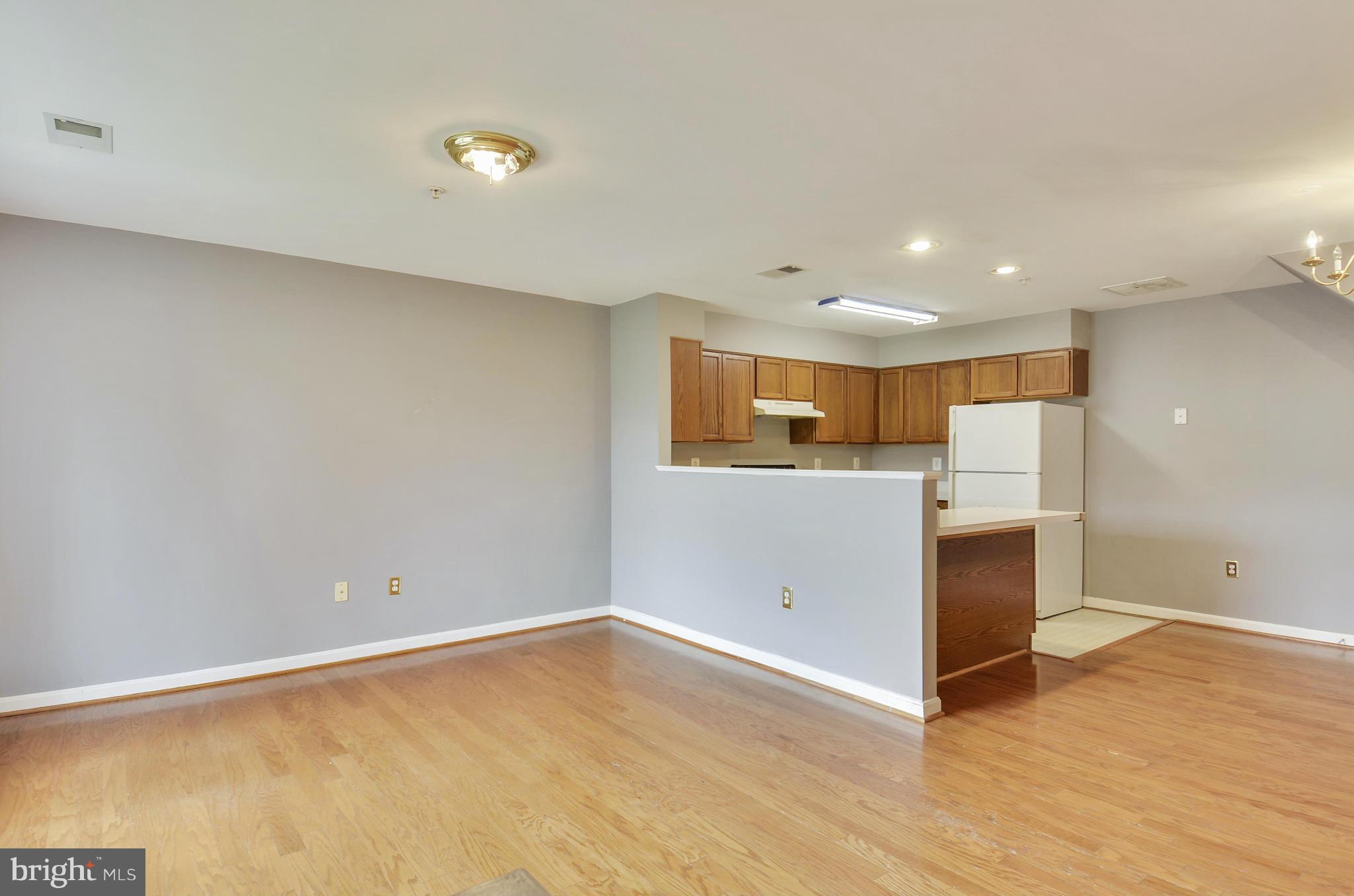 WELLINGTON TRACE - Residential