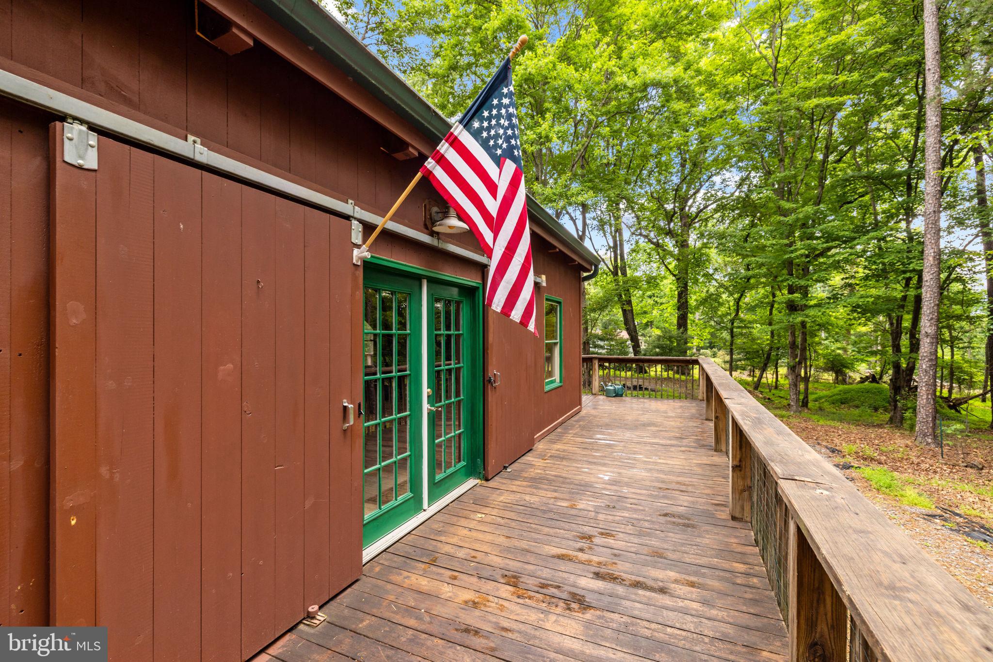 BEAVER DAM WOODS - Residential