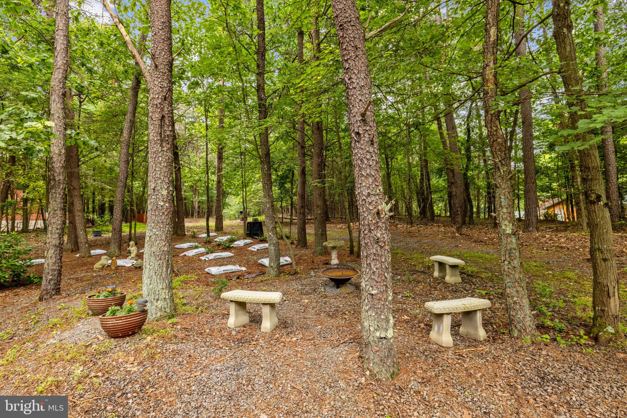 BEAVER DAM WOODS - Residential