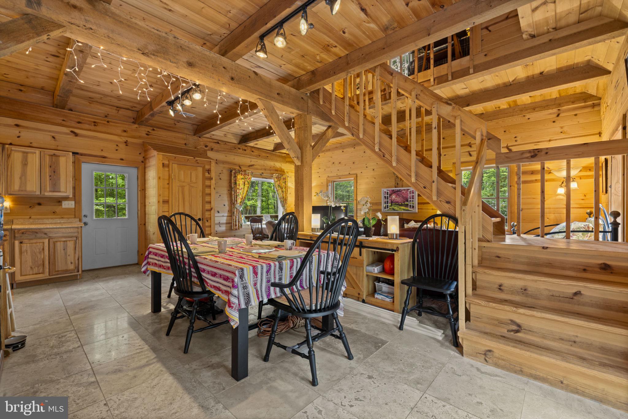 BEAVER DAM WOODS - Residential
