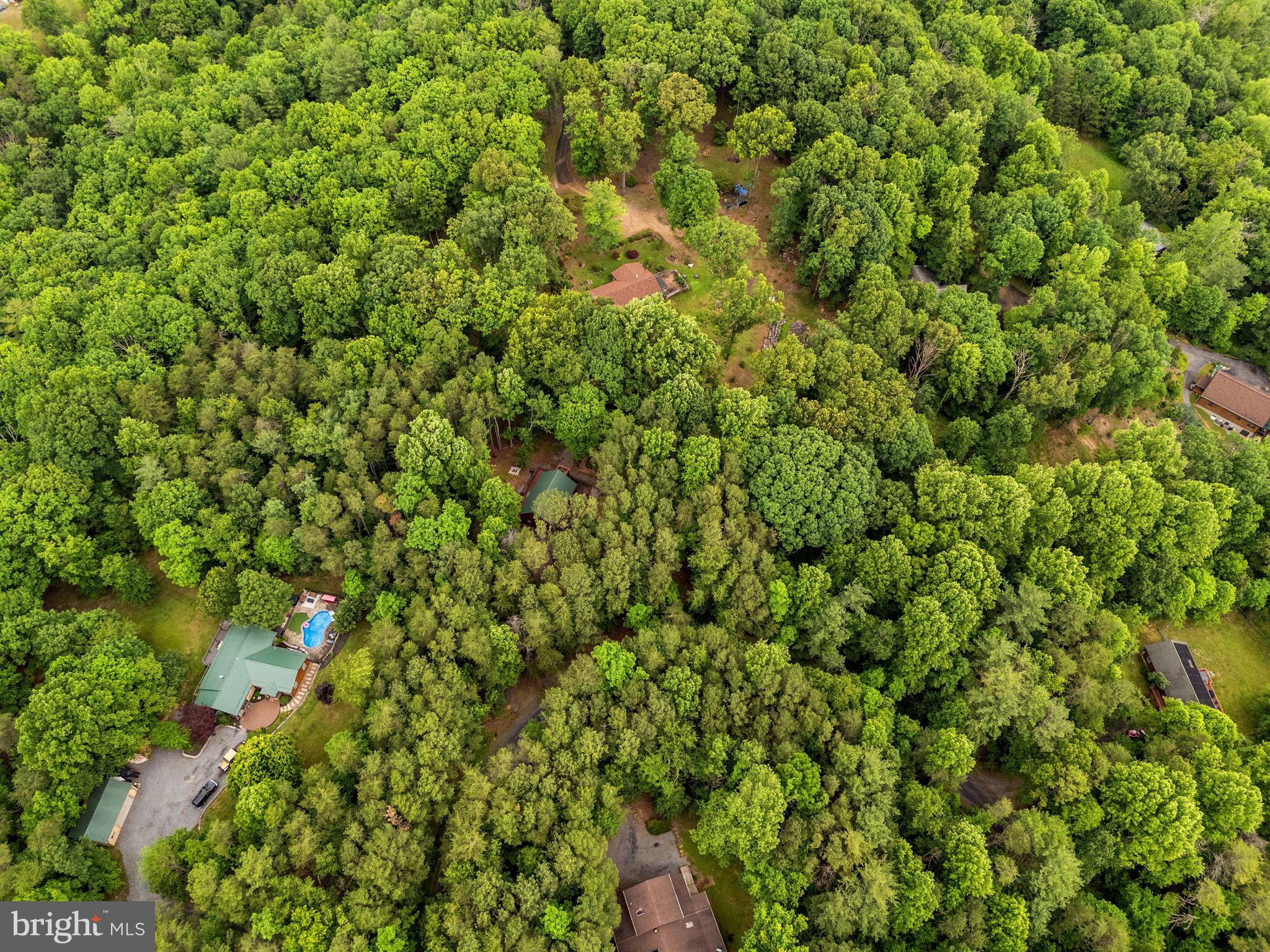 BEAVER DAM WOODS - Residential