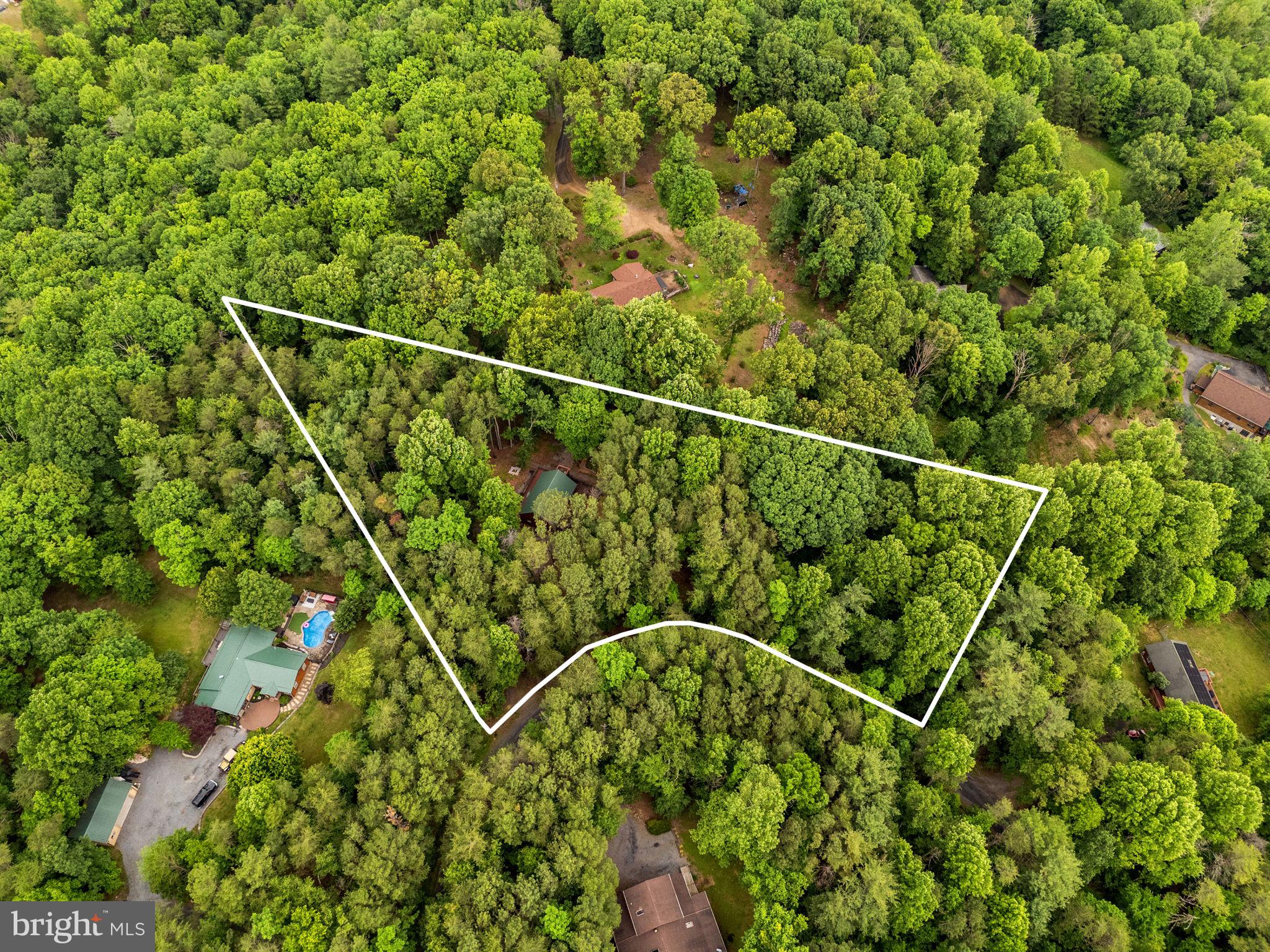 BEAVER DAM WOODS - Residential