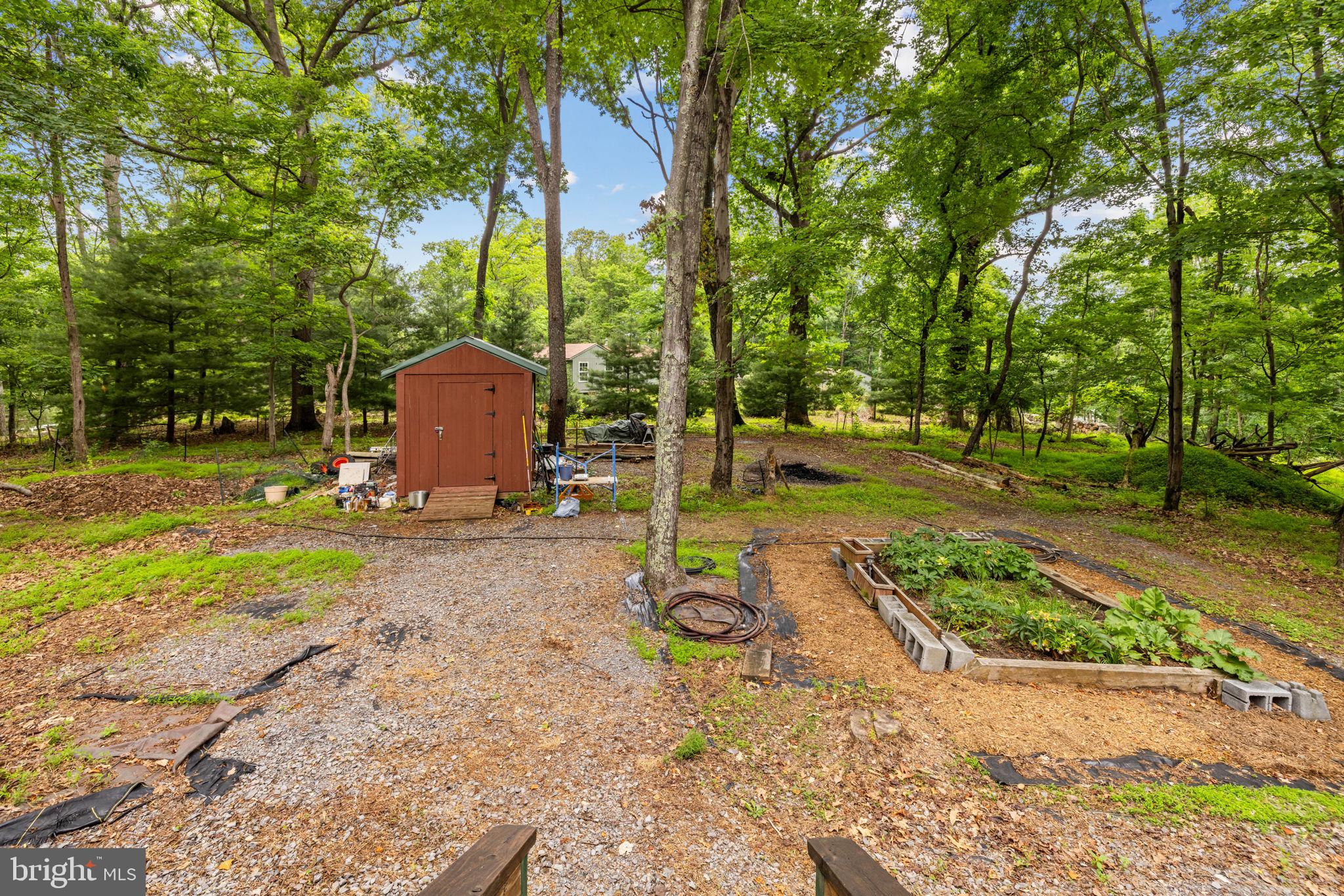 BEAVER DAM WOODS - Residential