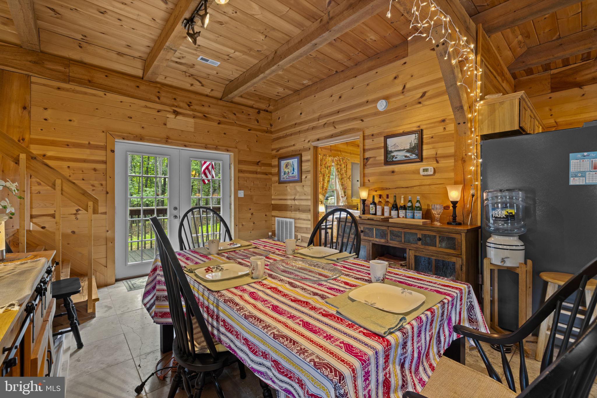 BEAVER DAM WOODS - Residential