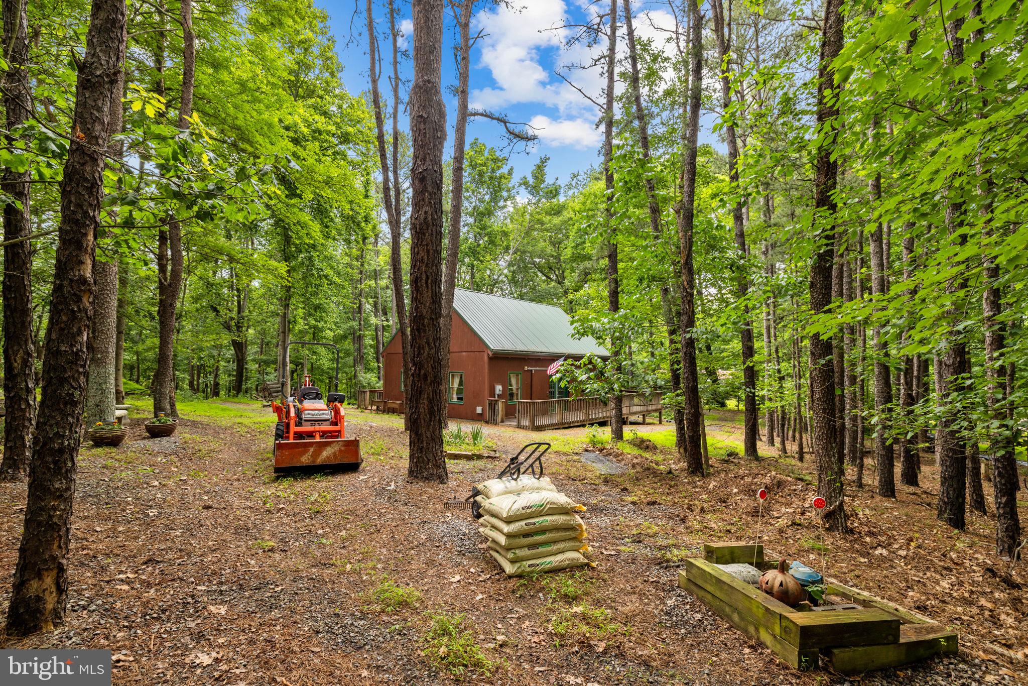 BEAVER DAM WOODS - Residential