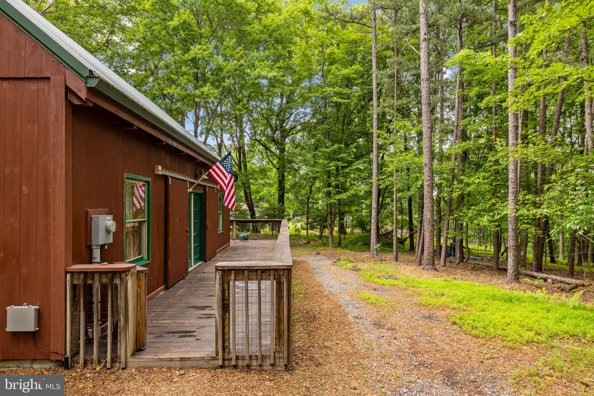 BEAVER DAM WOODS - Residential