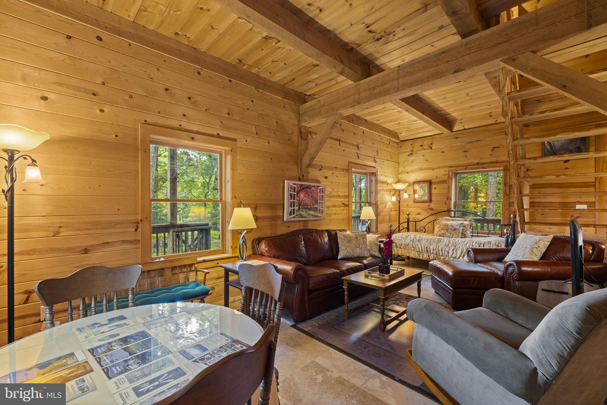 BEAVER DAM WOODS - Residential