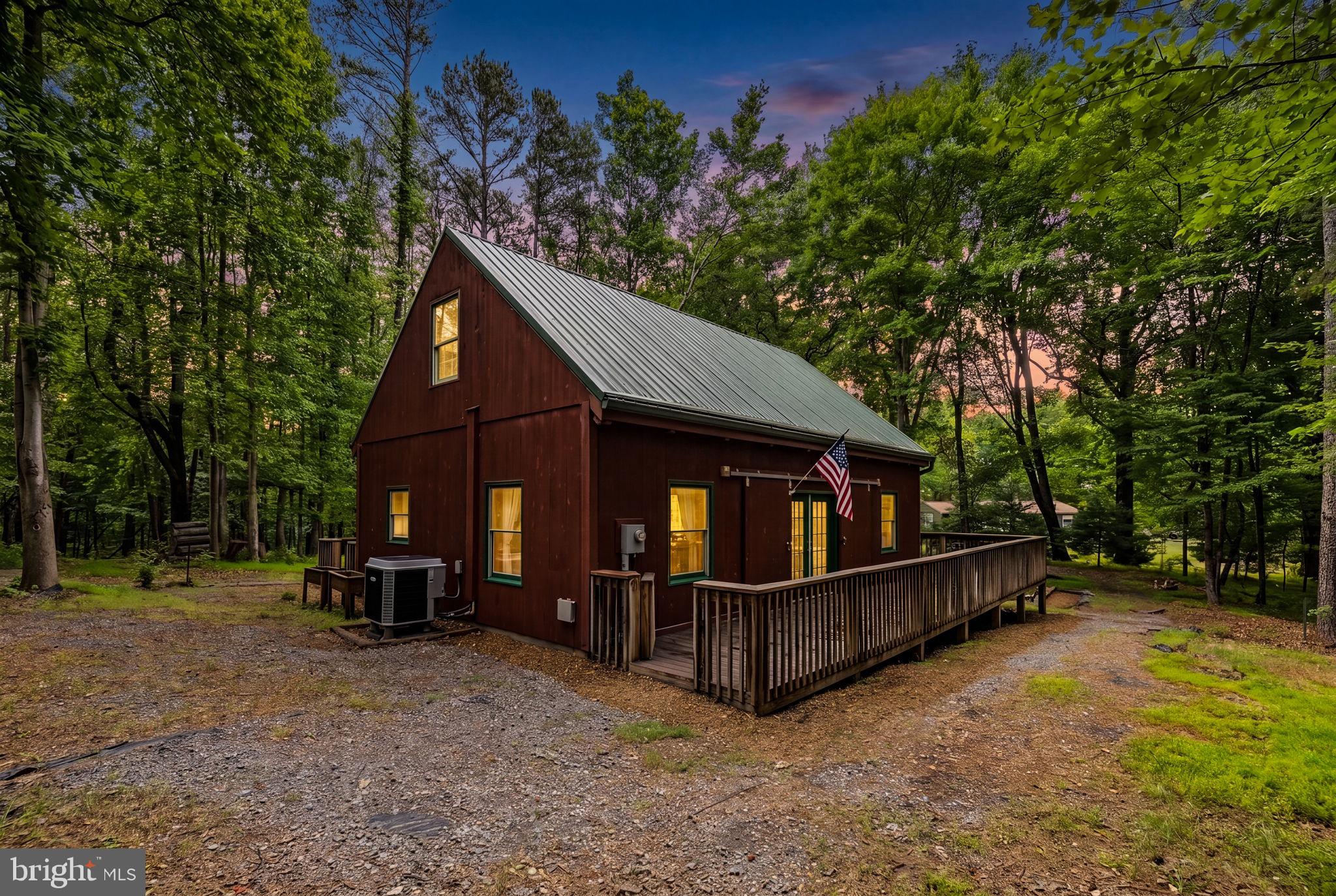 BEAVER DAM WOODS - Residential