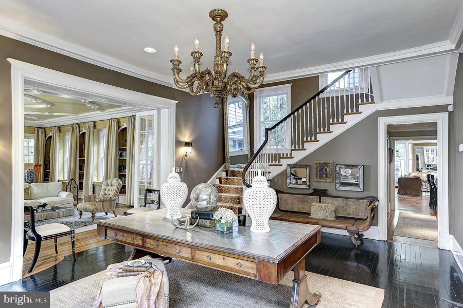 CHEVY CHASE - Residential