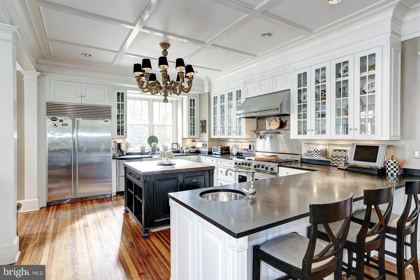 CHEVY CHASE - Residential