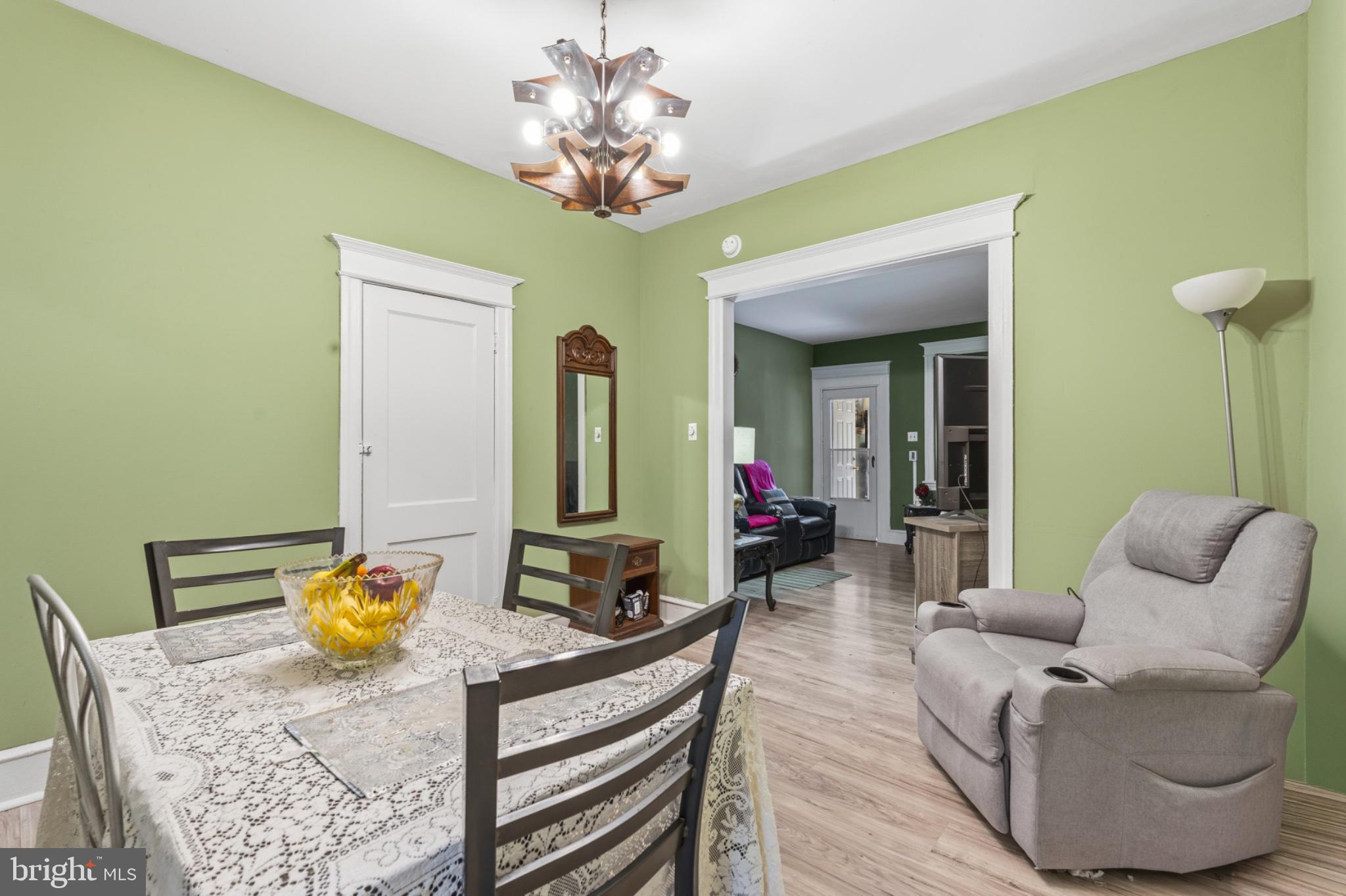 PHILADELPHIA (SOUTHWEST) - Residential