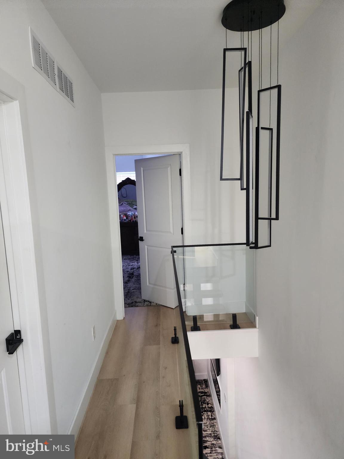 PHILADELPHIA (WEST) - Residential