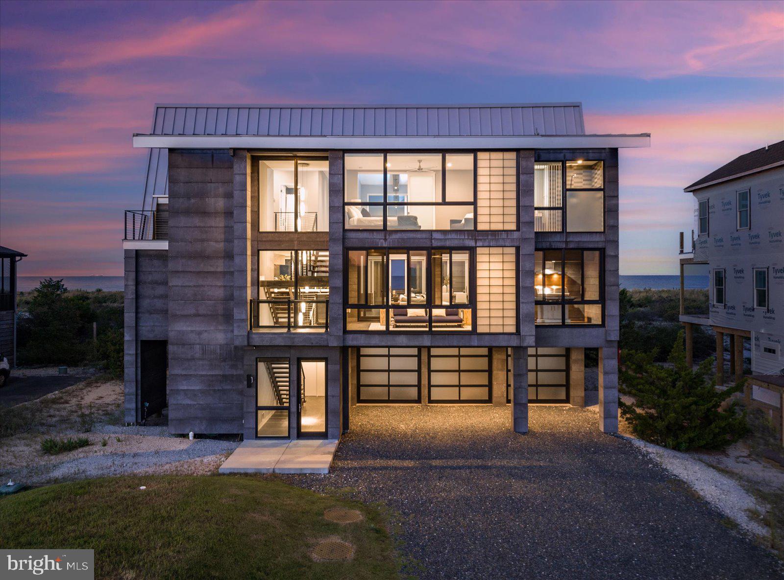 BACK BAY COVE - Residential