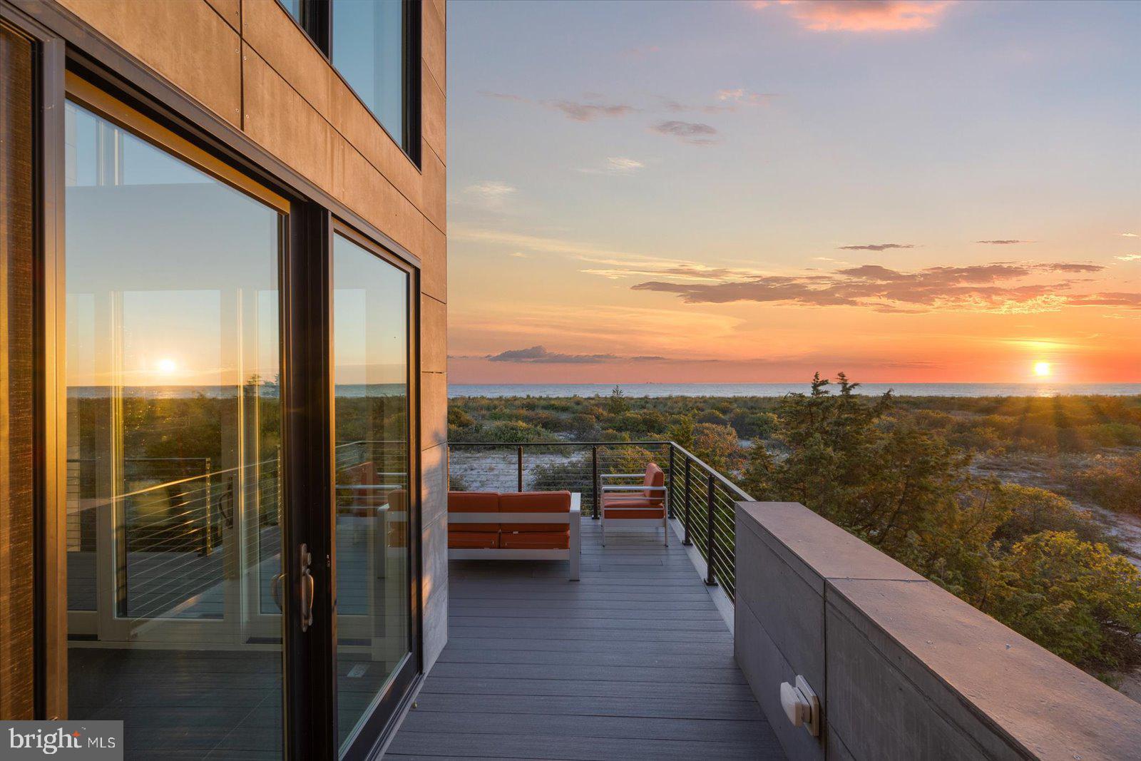 BACK BAY COVE - Residential