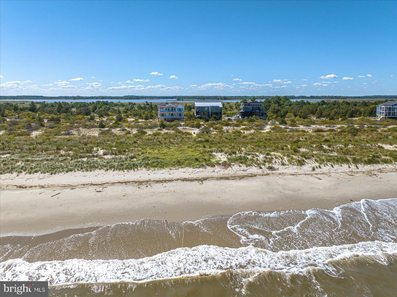BACK BAY COVE - Residential