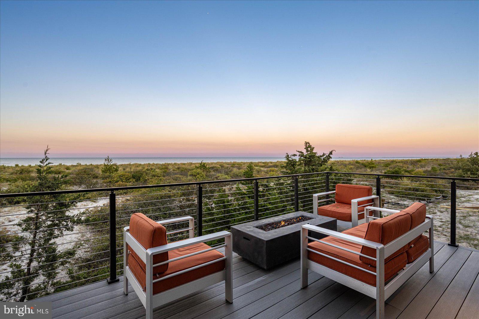 BACK BAY COVE - Residential