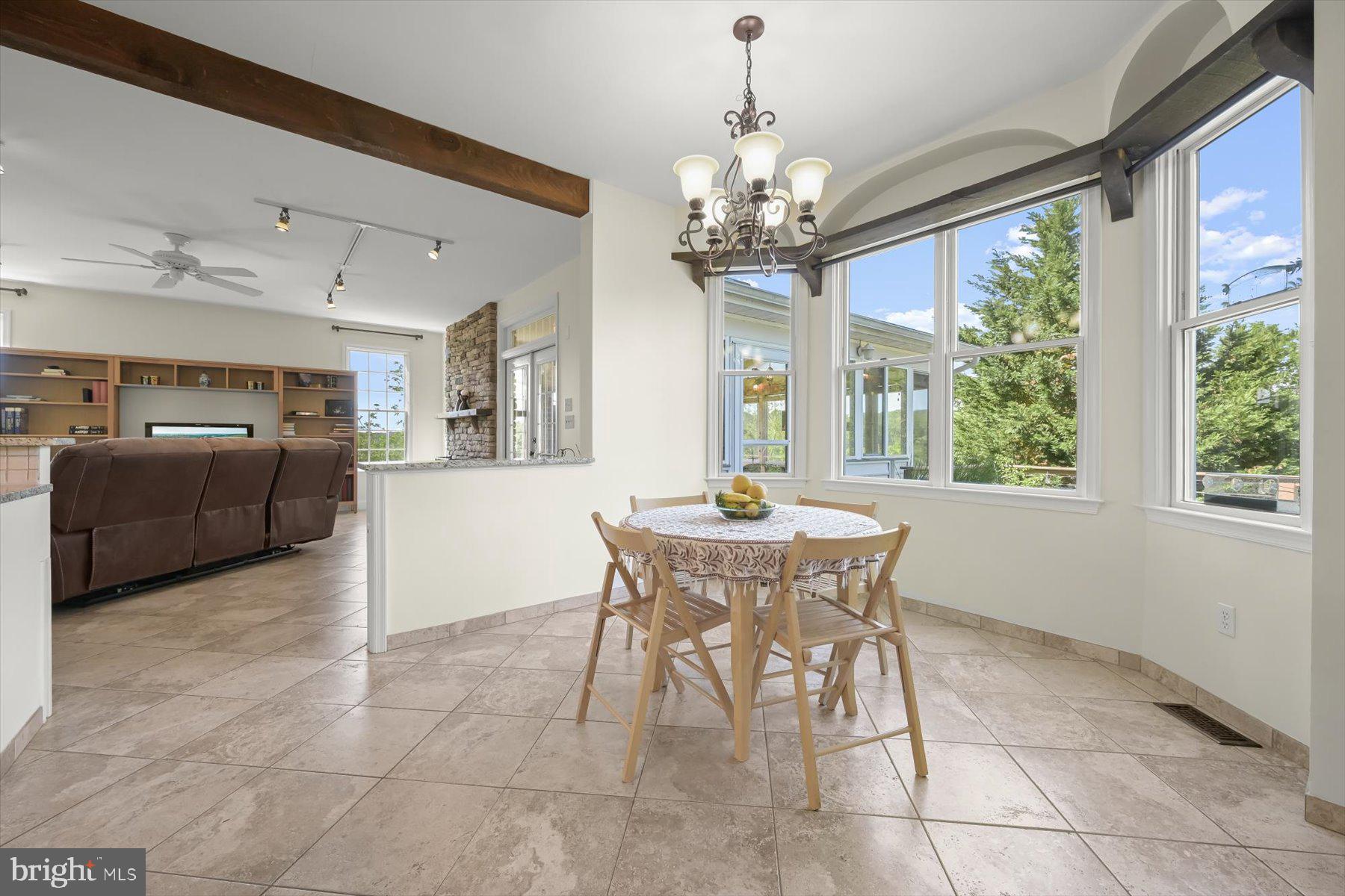 GRAYSTONE FARMS ESTATES - Residential