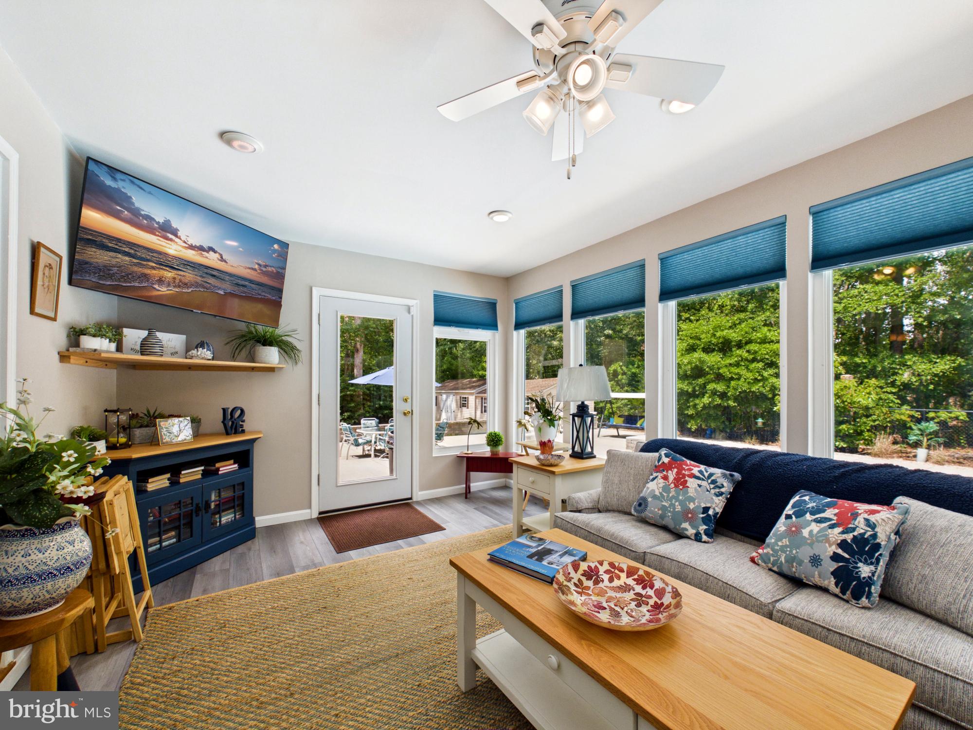 RIVERS END - Residential