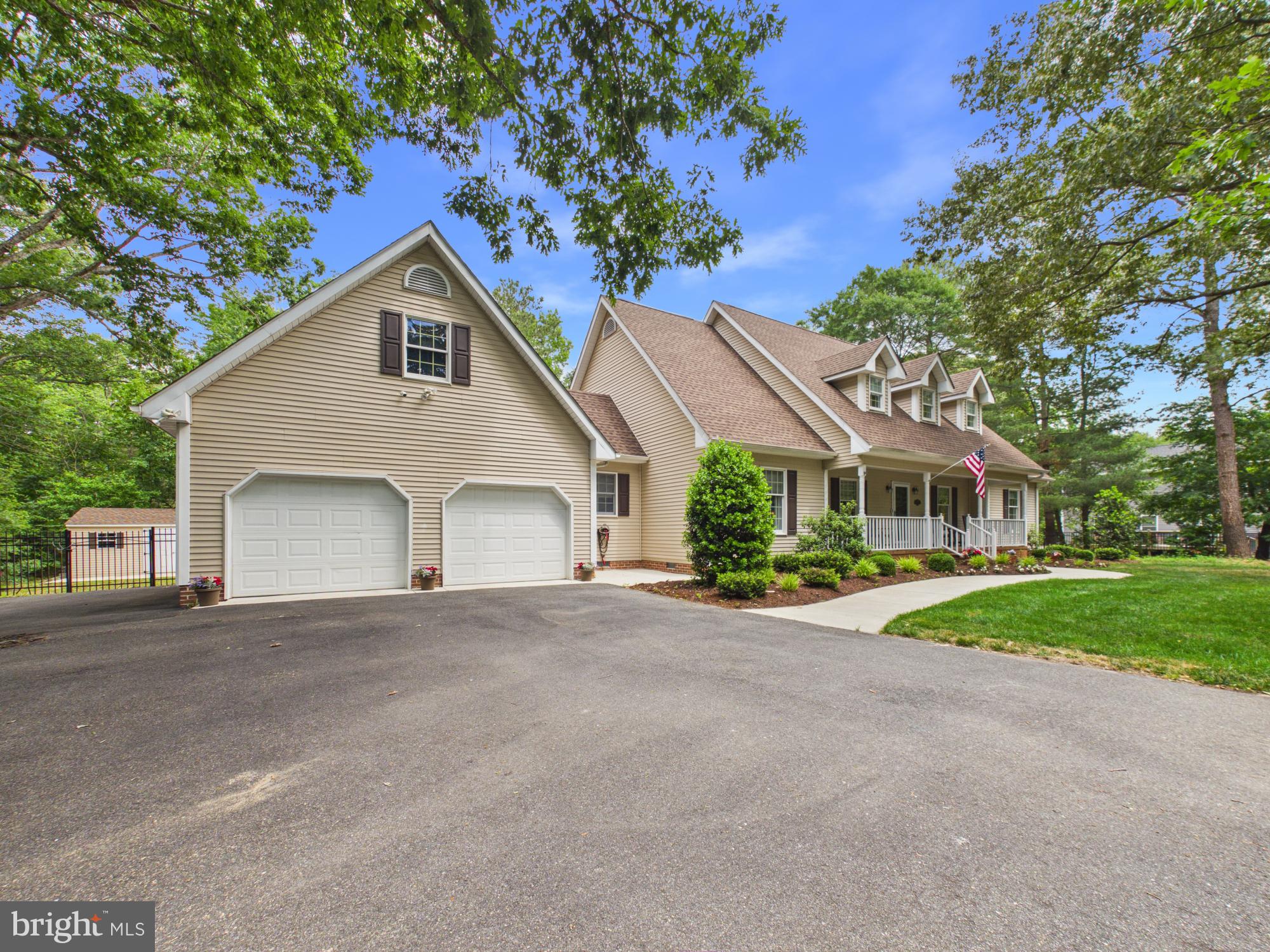 RIVERS END - Residential