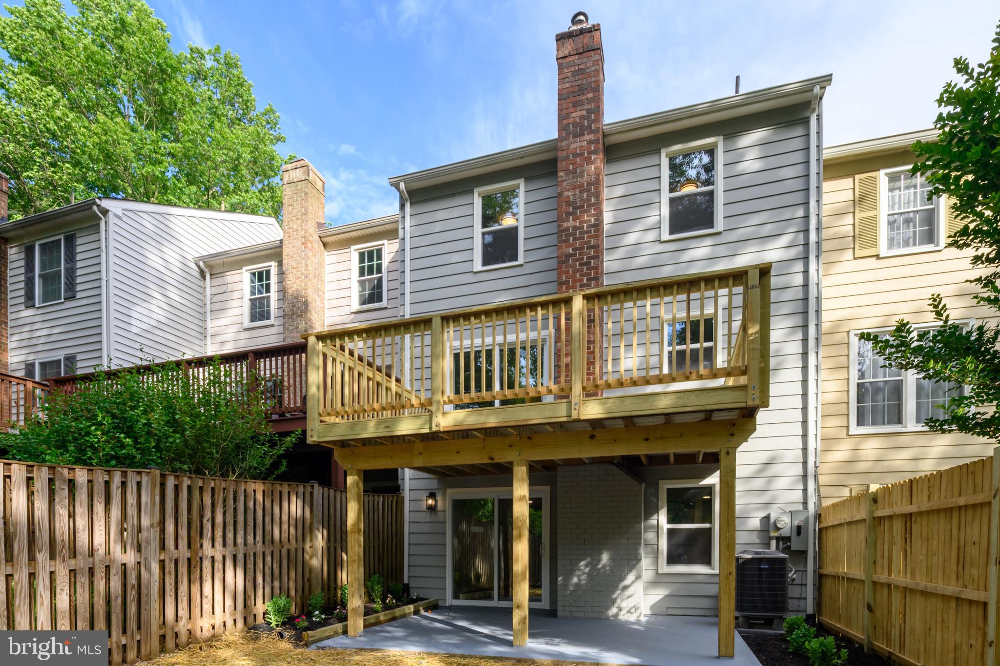 CROFTON COMMONS - Residential