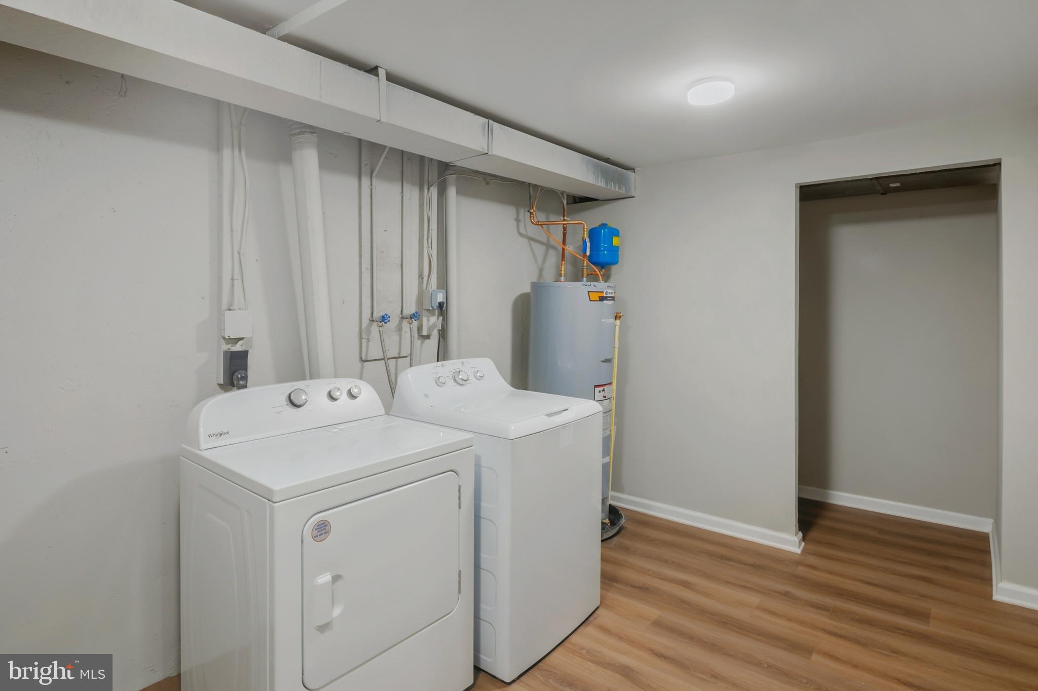 CROFTON COMMONS - Residential