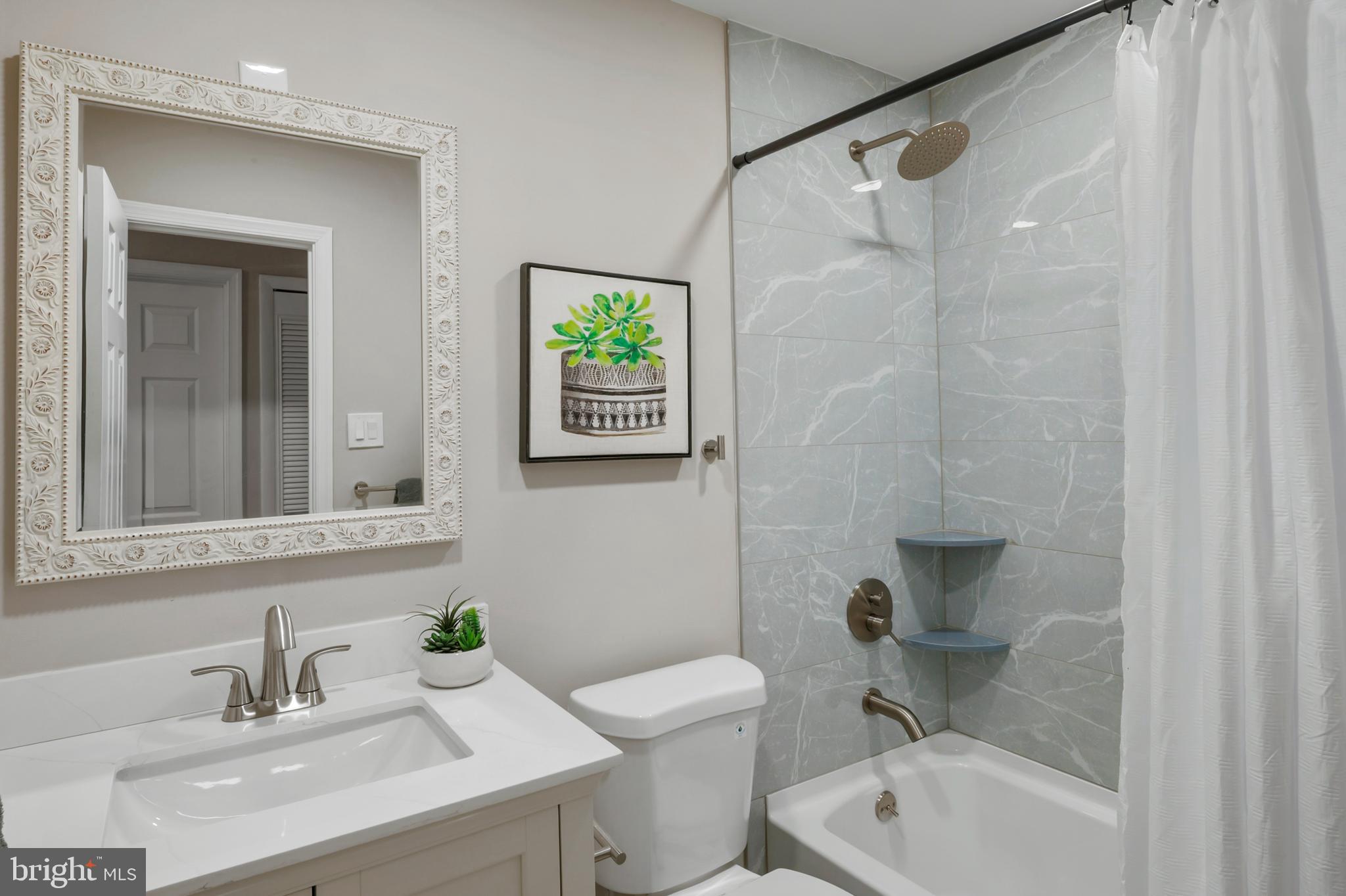 CROFTON COMMONS - Residential