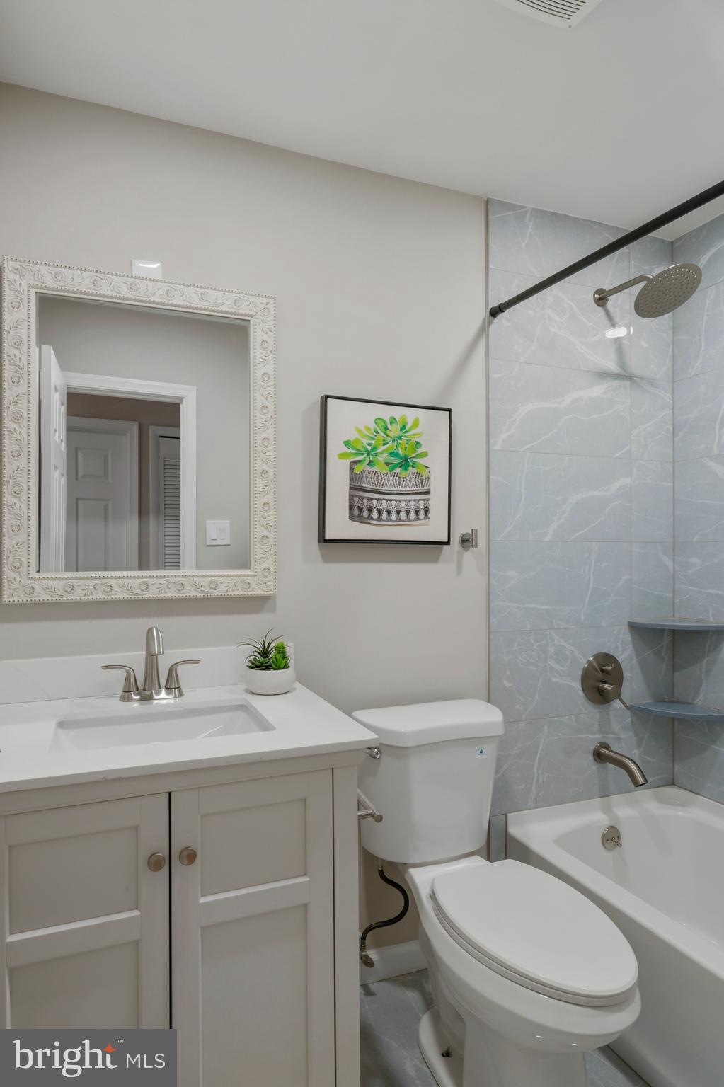 CROFTON COMMONS - Residential
