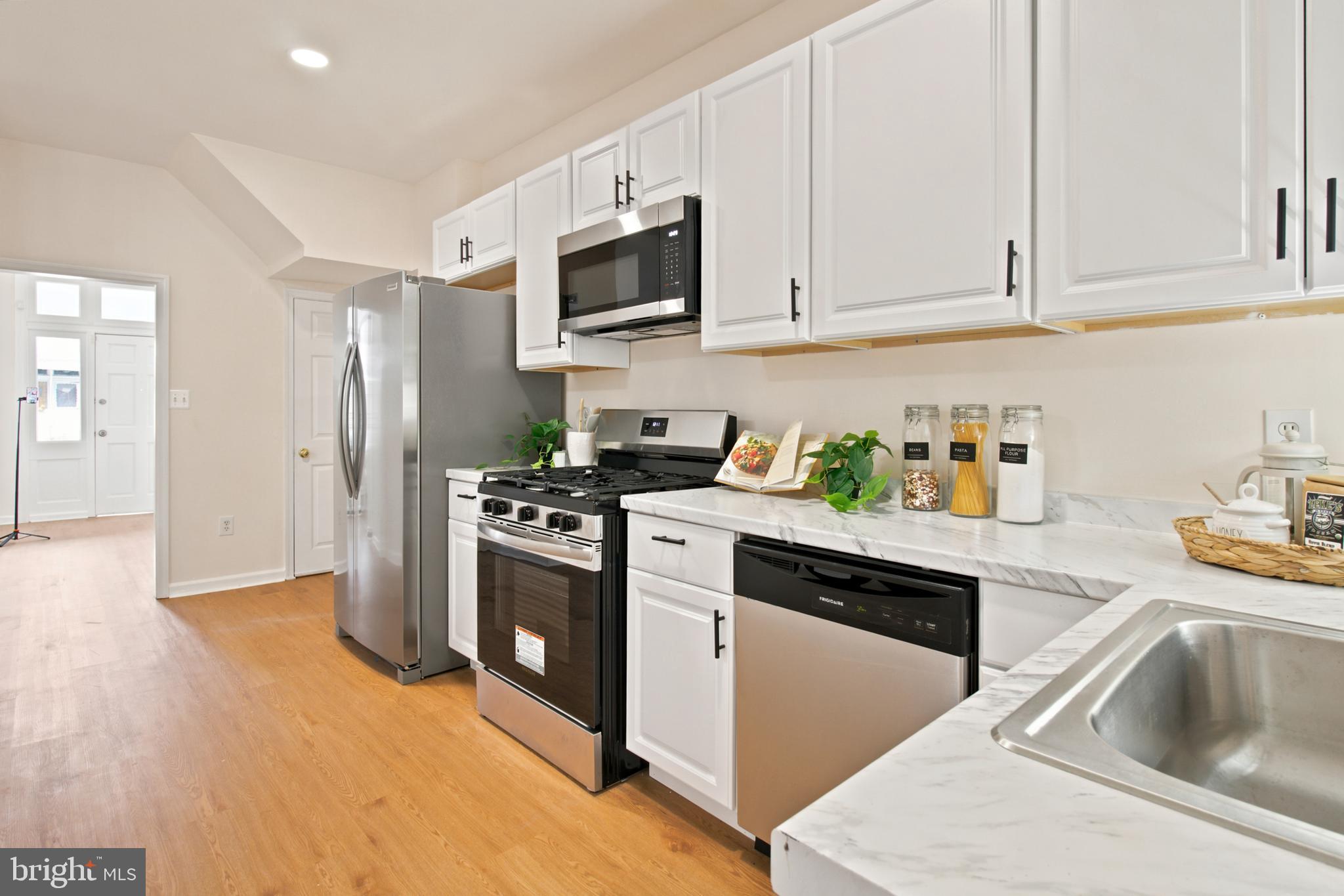 PEN LUCY - Residential