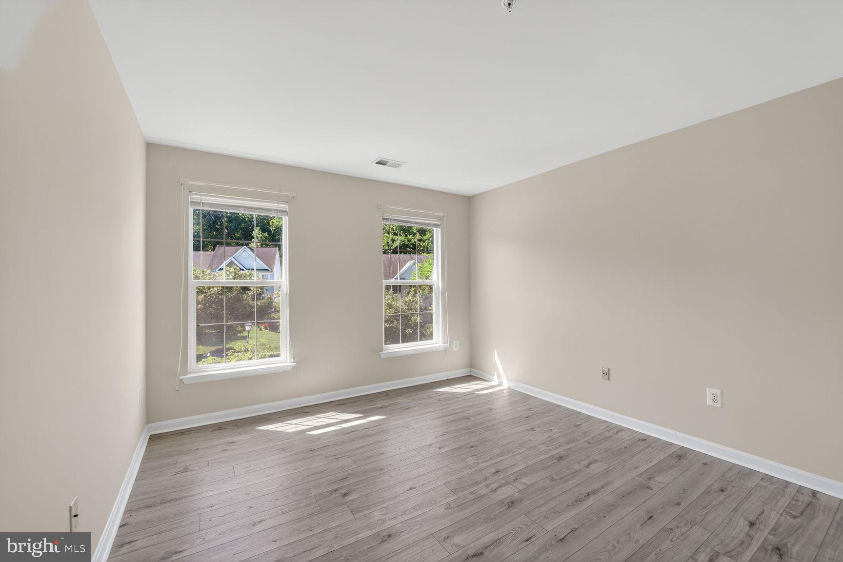 LONGWOOD - Residential