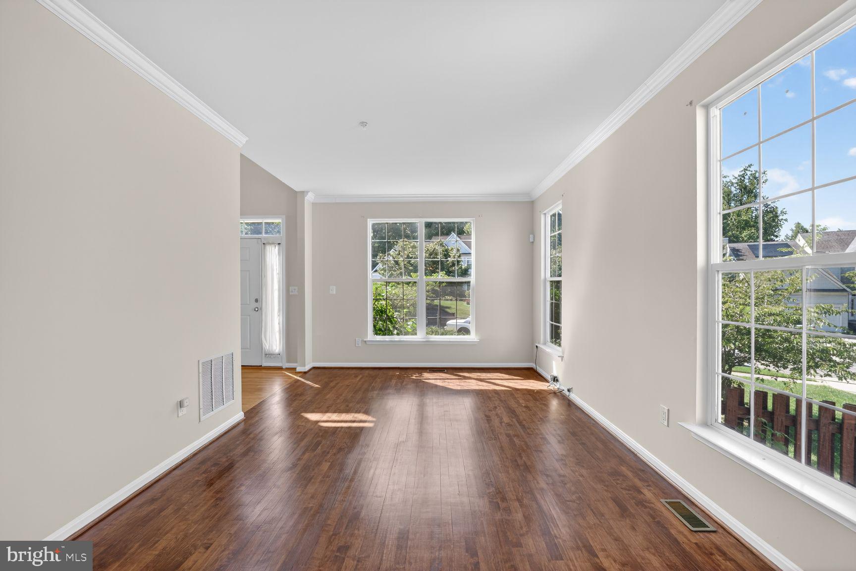 LONGWOOD - Residential