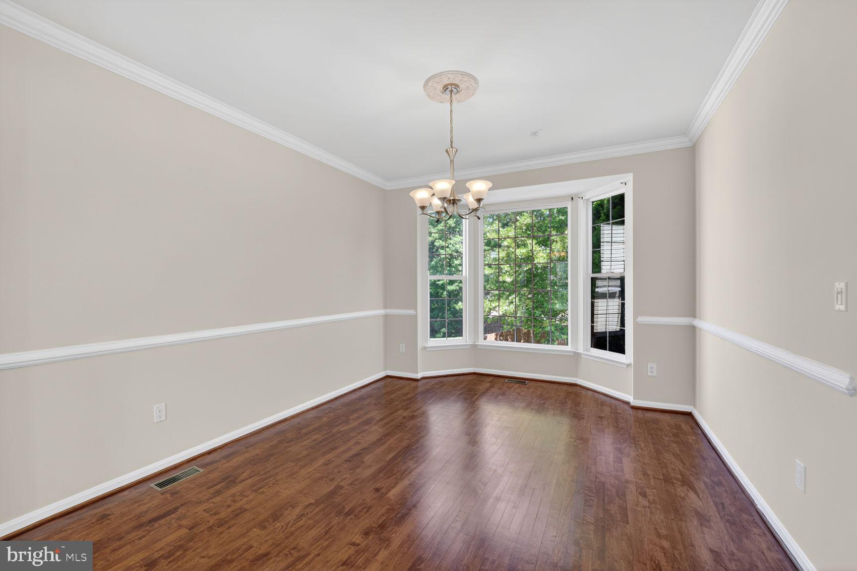 LONGWOOD - Residential