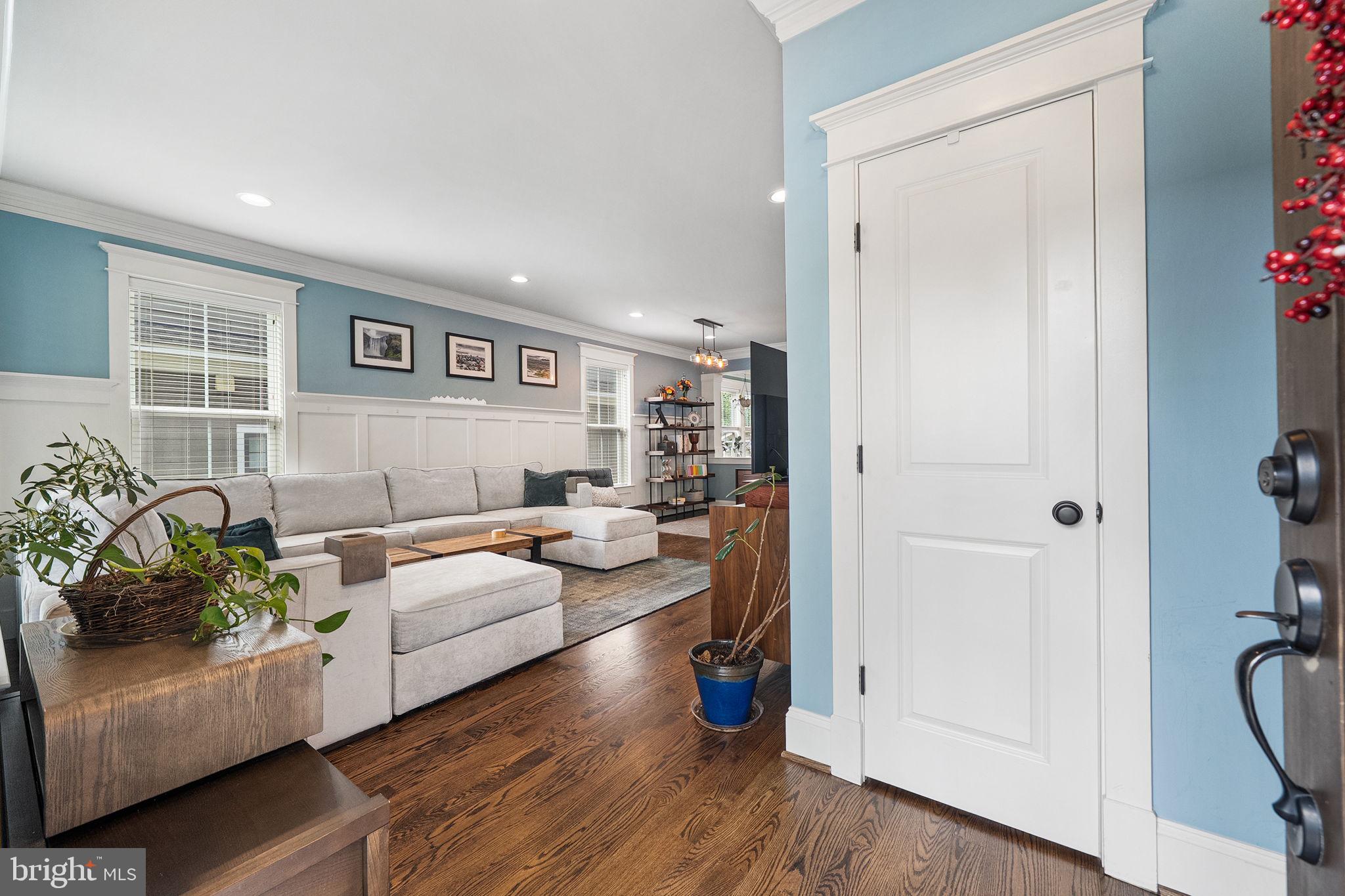 ELLISON HEIGHTS - Residential