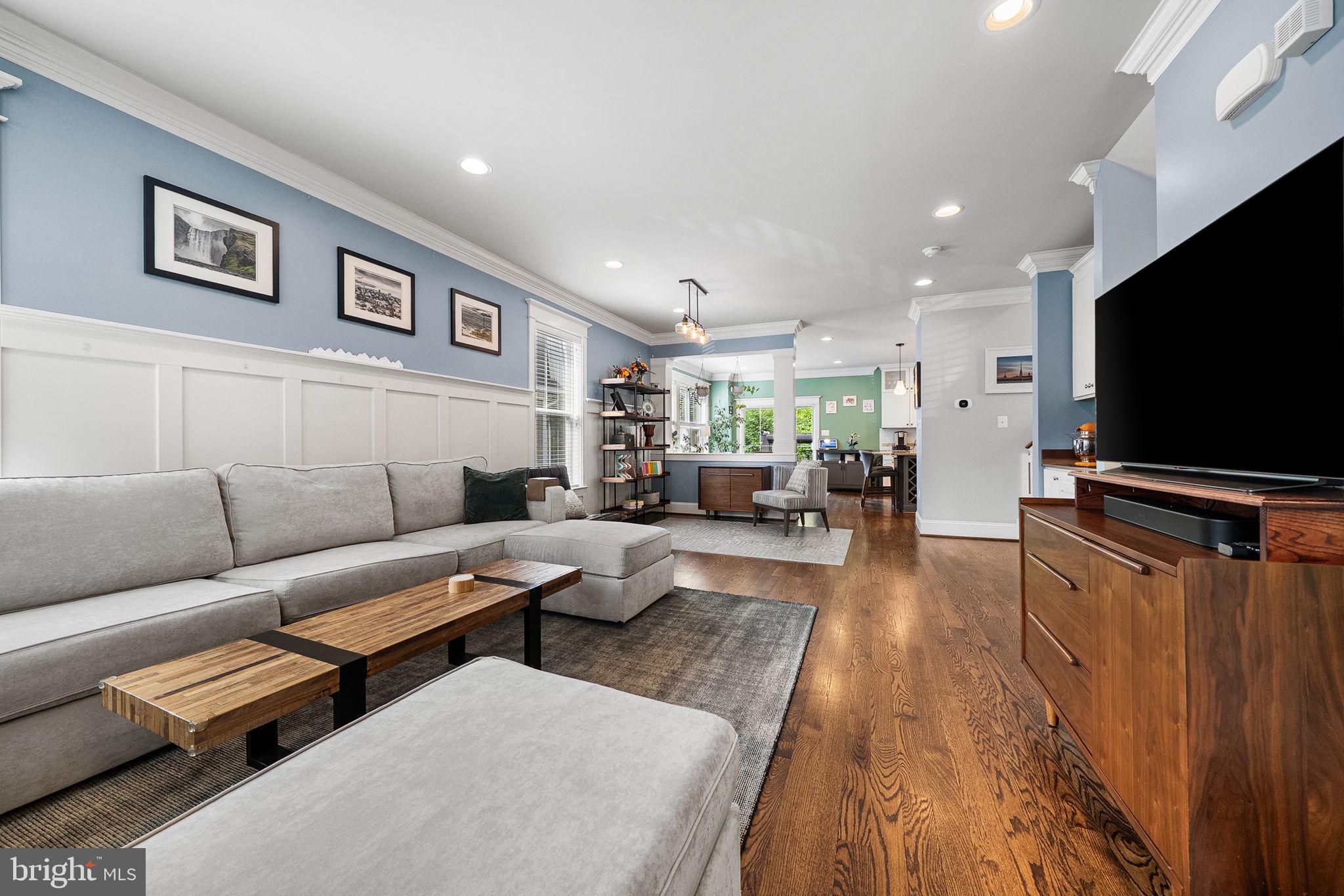 ELLISON HEIGHTS - Residential