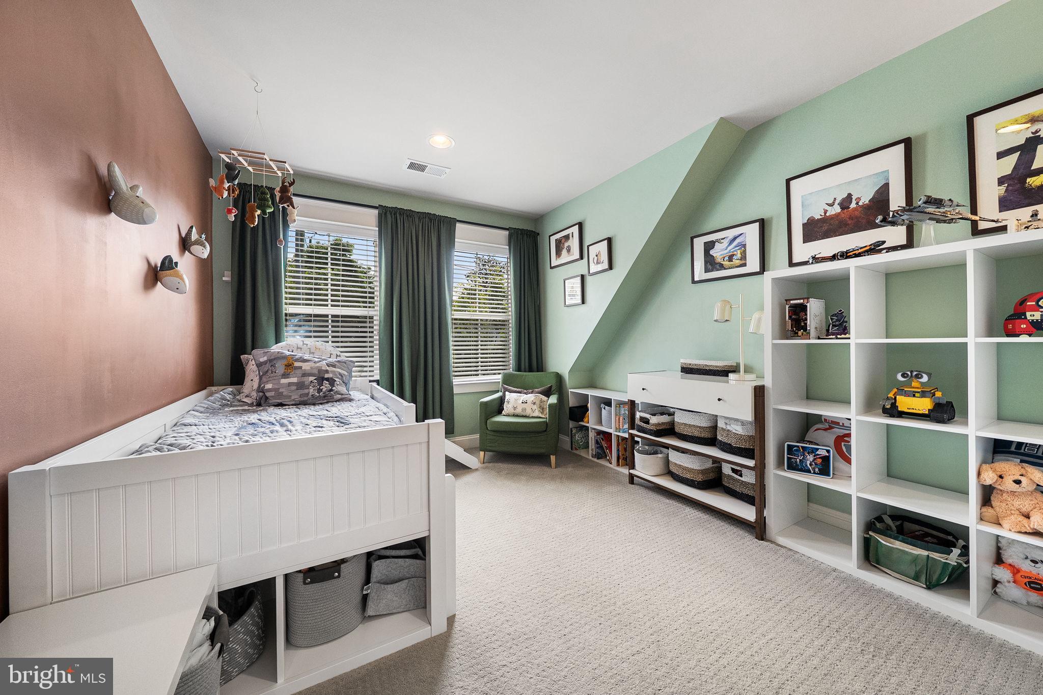 ELLISON HEIGHTS - Residential