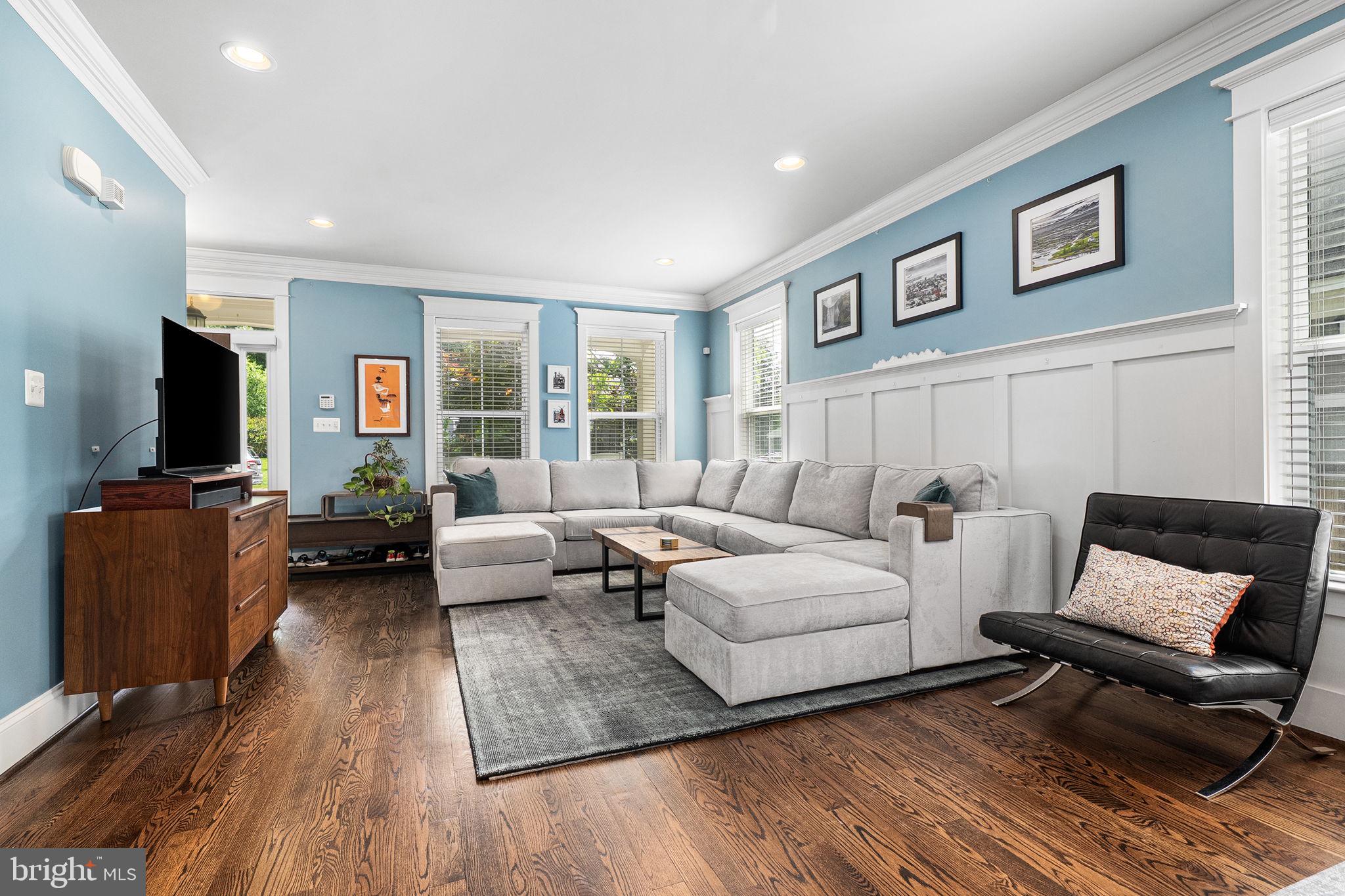 ELLISON HEIGHTS - Residential