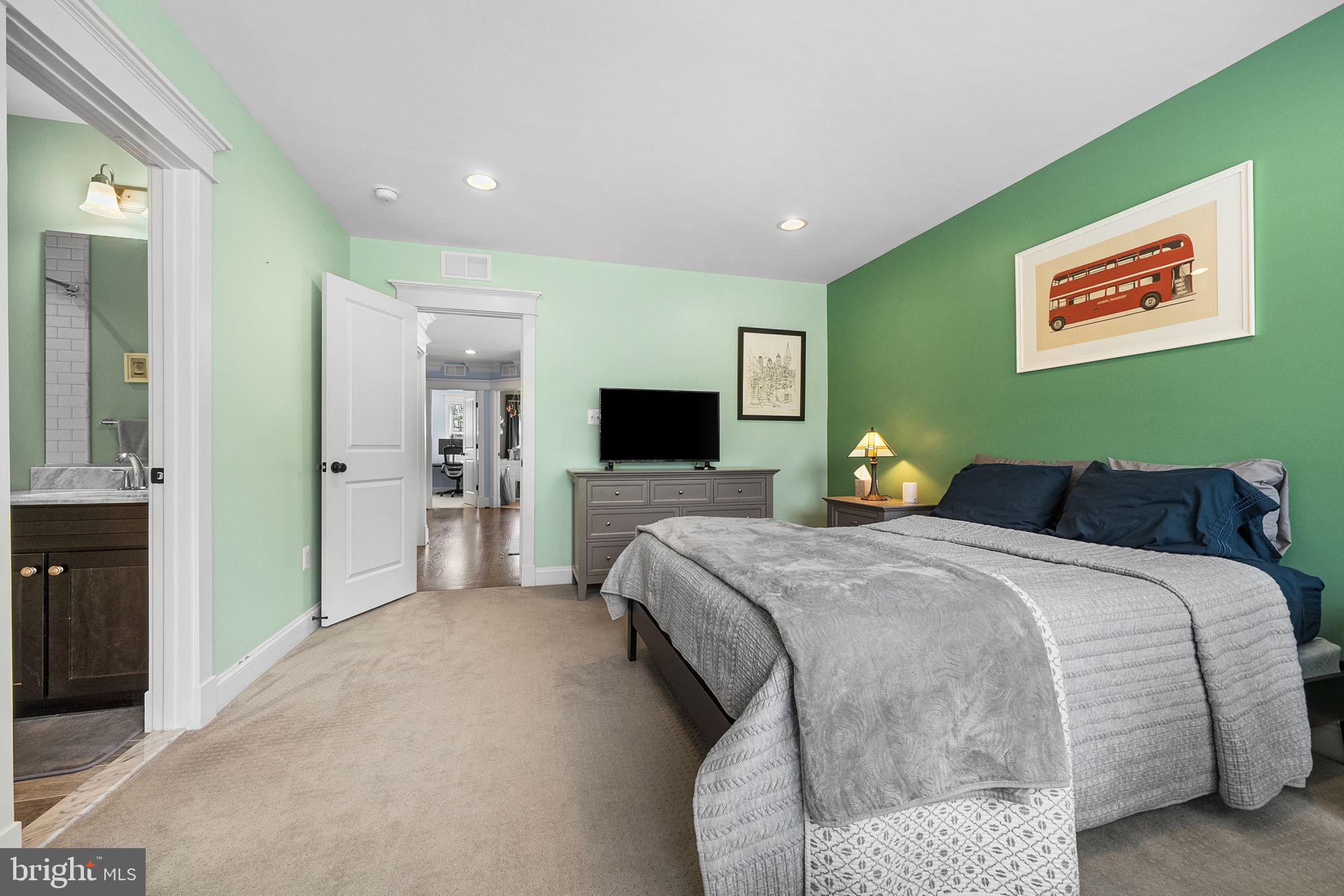 ELLISON HEIGHTS - Residential